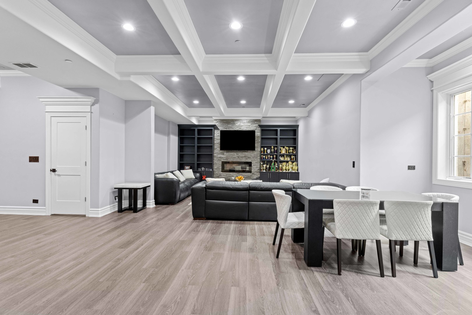 2061 2nd Street