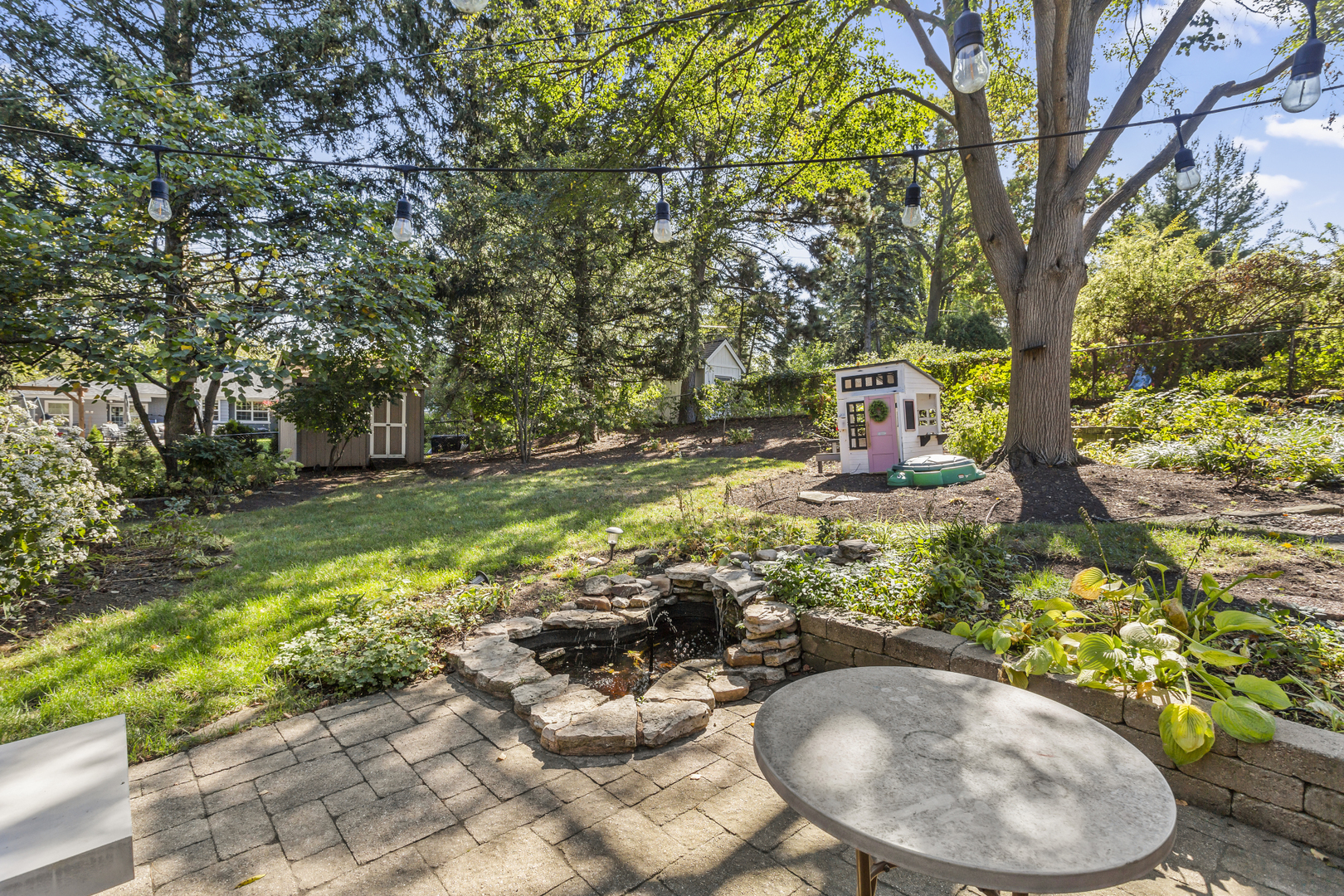303 Woodstock Avenue