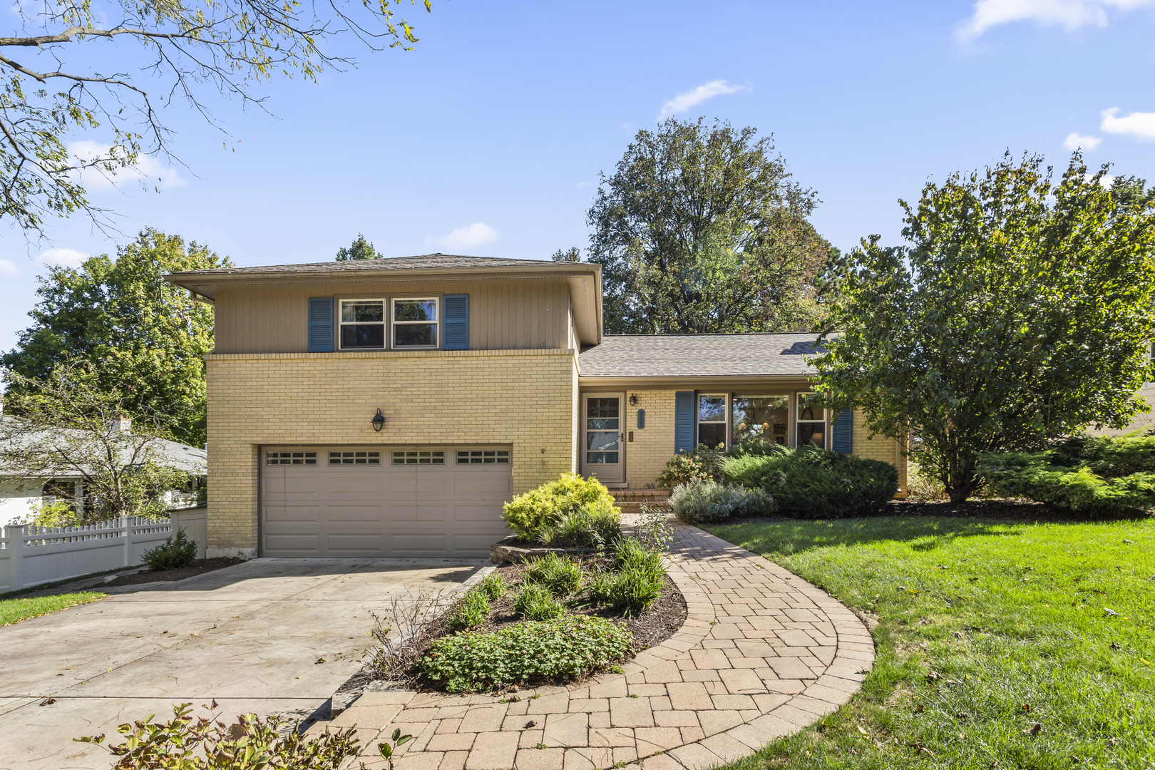 303 Woodstock Avenue