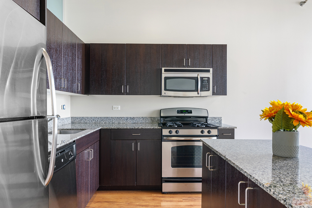 235 W Van Buren Street Unit: 3807