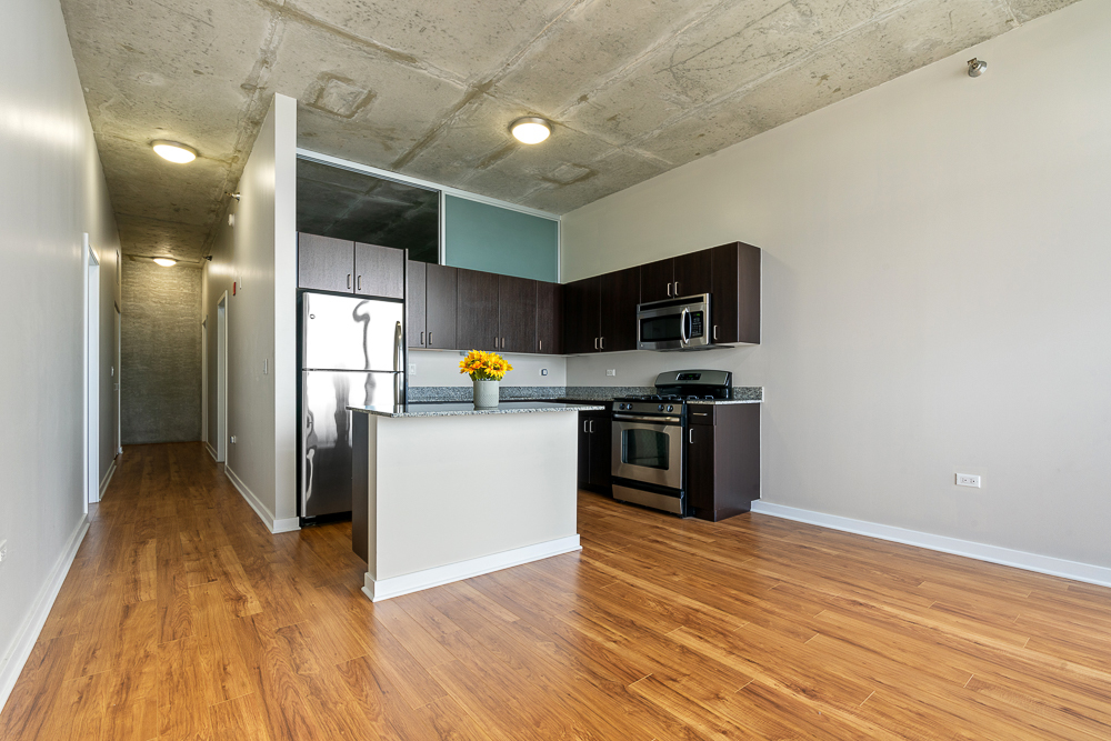 235 W Van Buren Street Unit: 3807