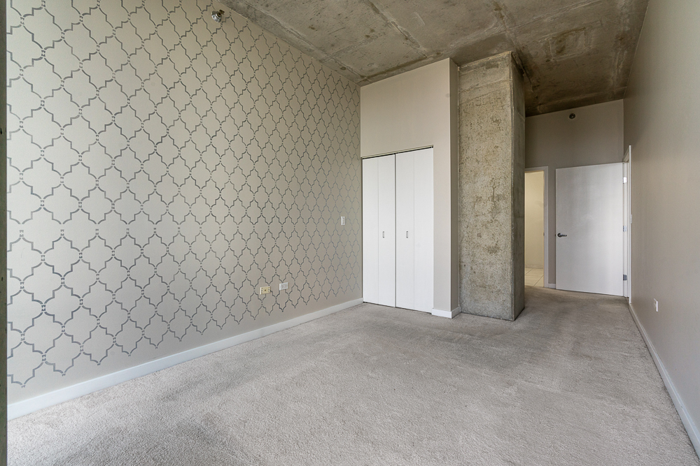 235 W Van Buren Street Unit: 3807