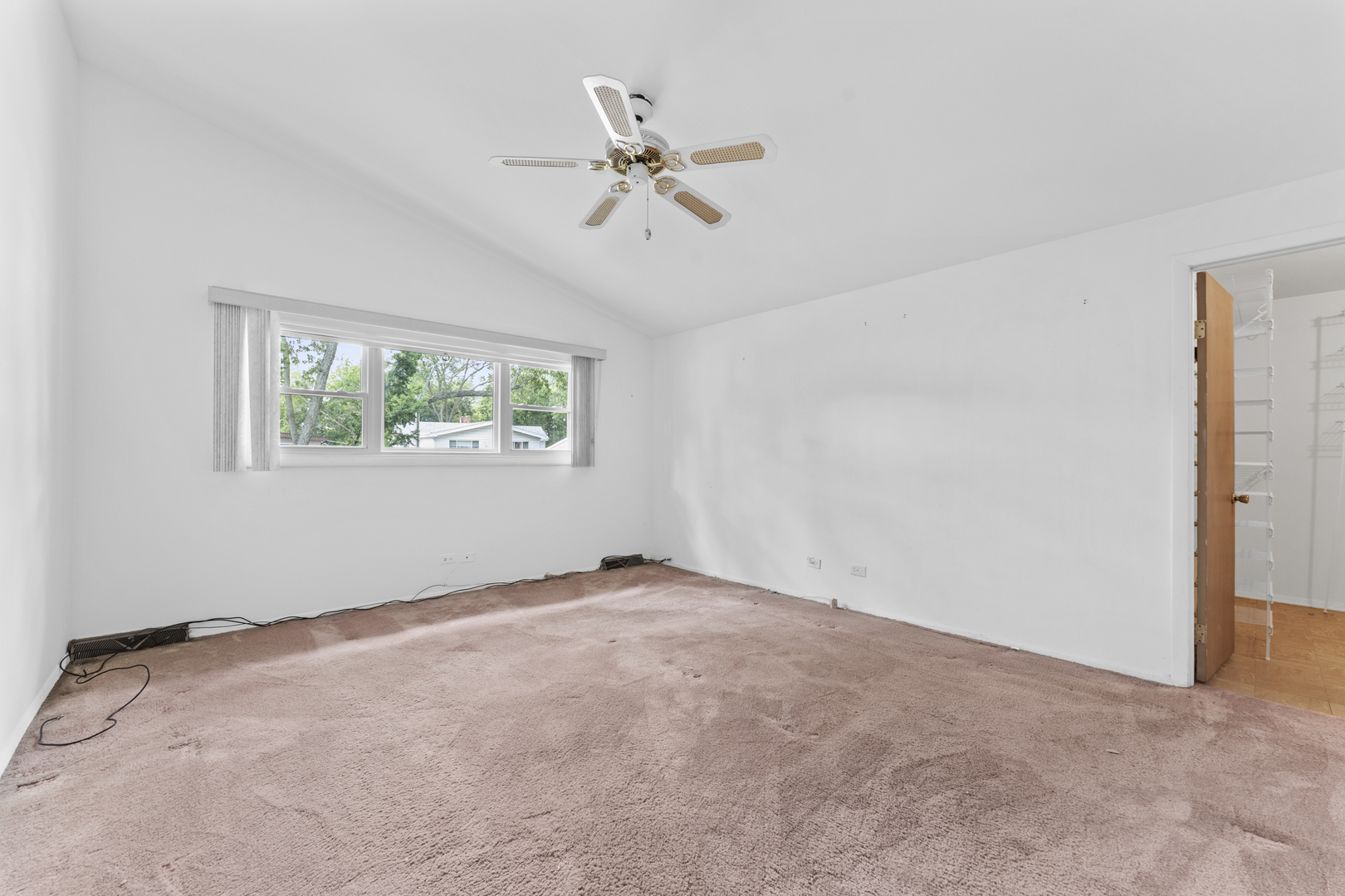 9435 Meadow Lane