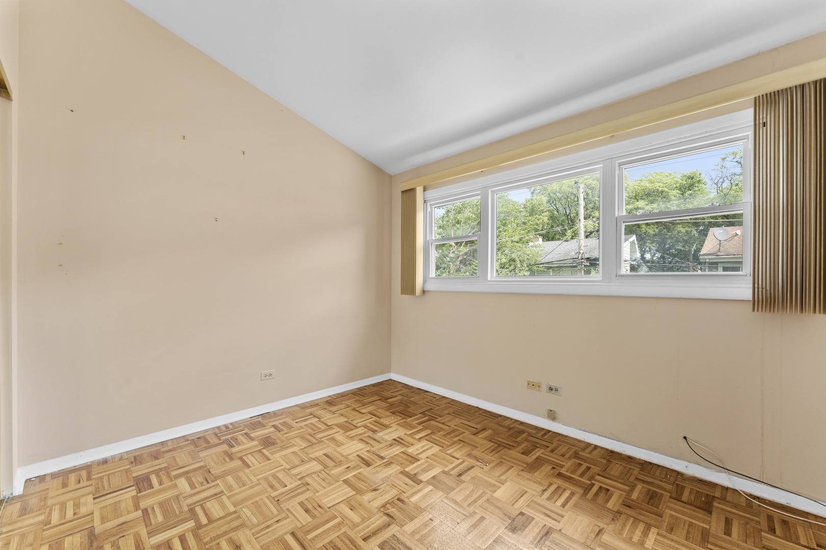 9435 Meadow Lane