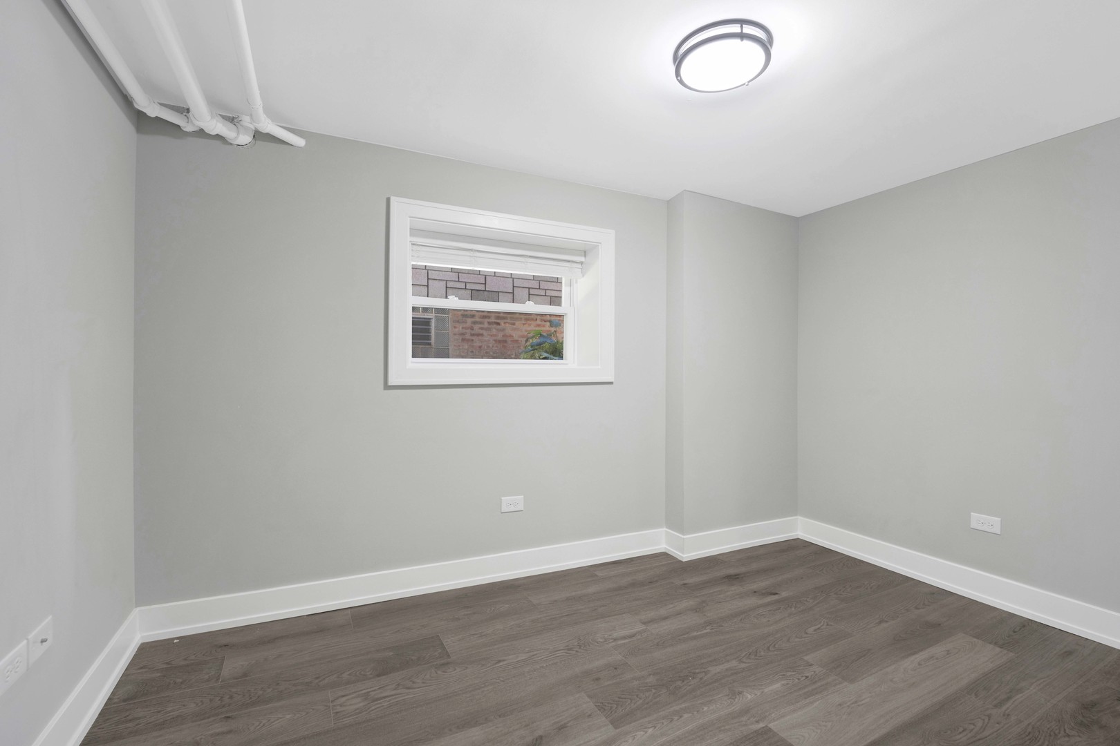 2109 W Eastwood Avenue Unit: G