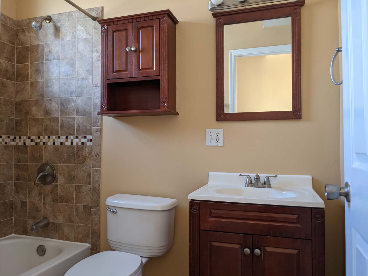 712 S Aberdeen Street Unit: 3B