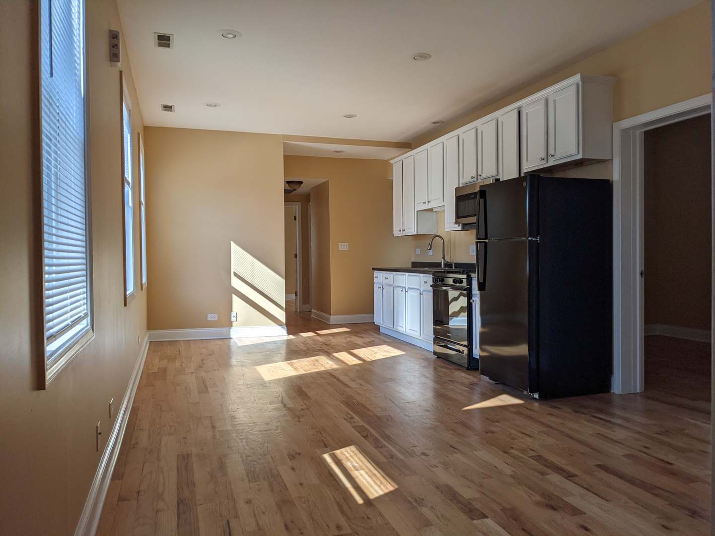 712 S Aberdeen Street Unit: 3B