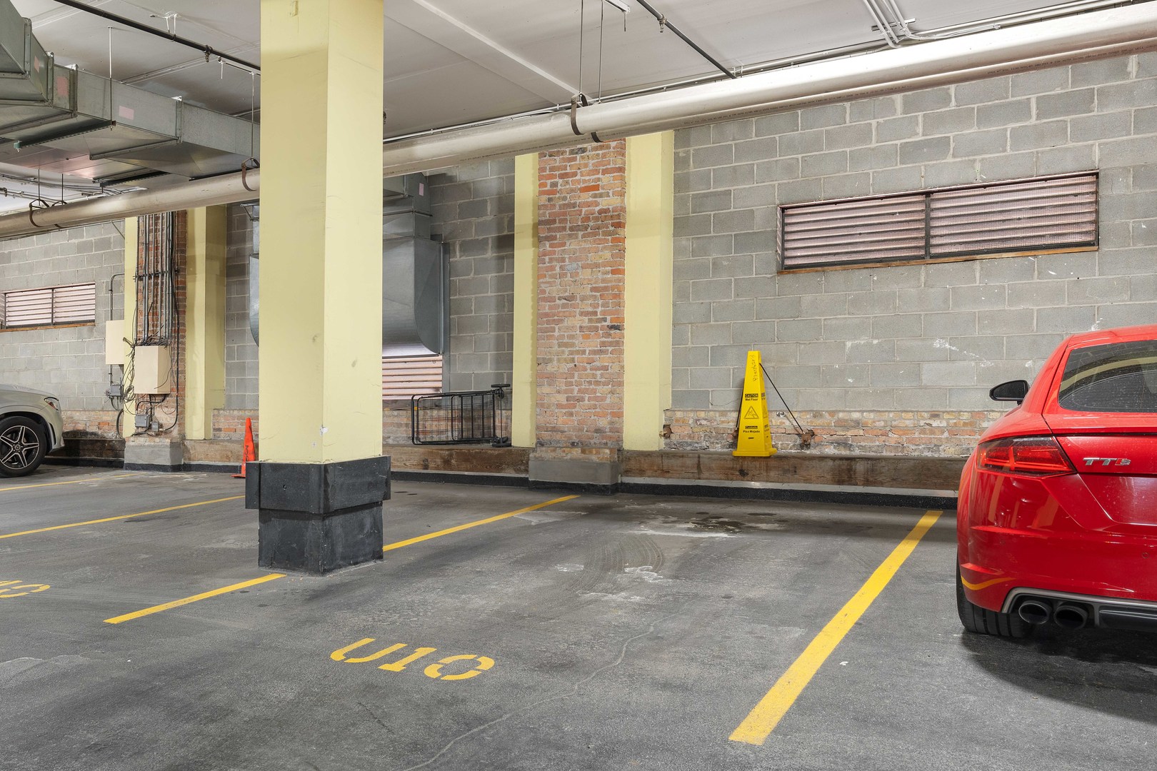 616 W Fulton Street Unit: 503