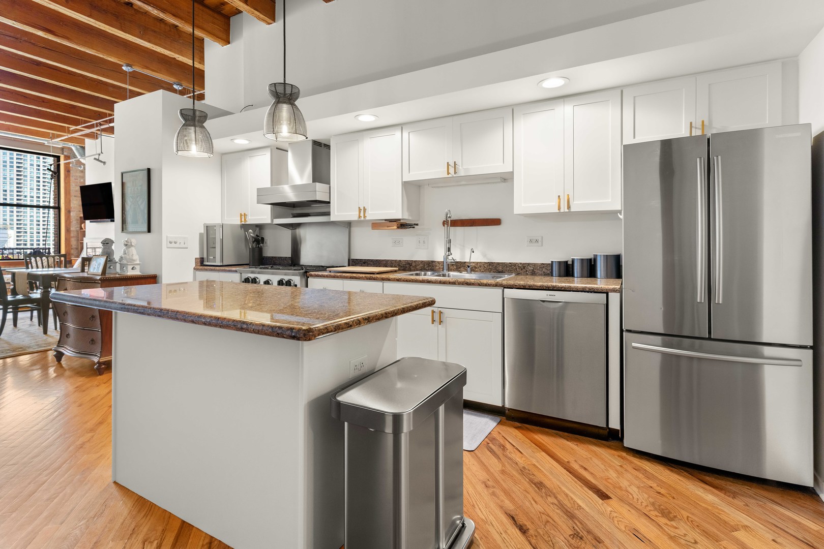 616 W Fulton Street Unit: 503