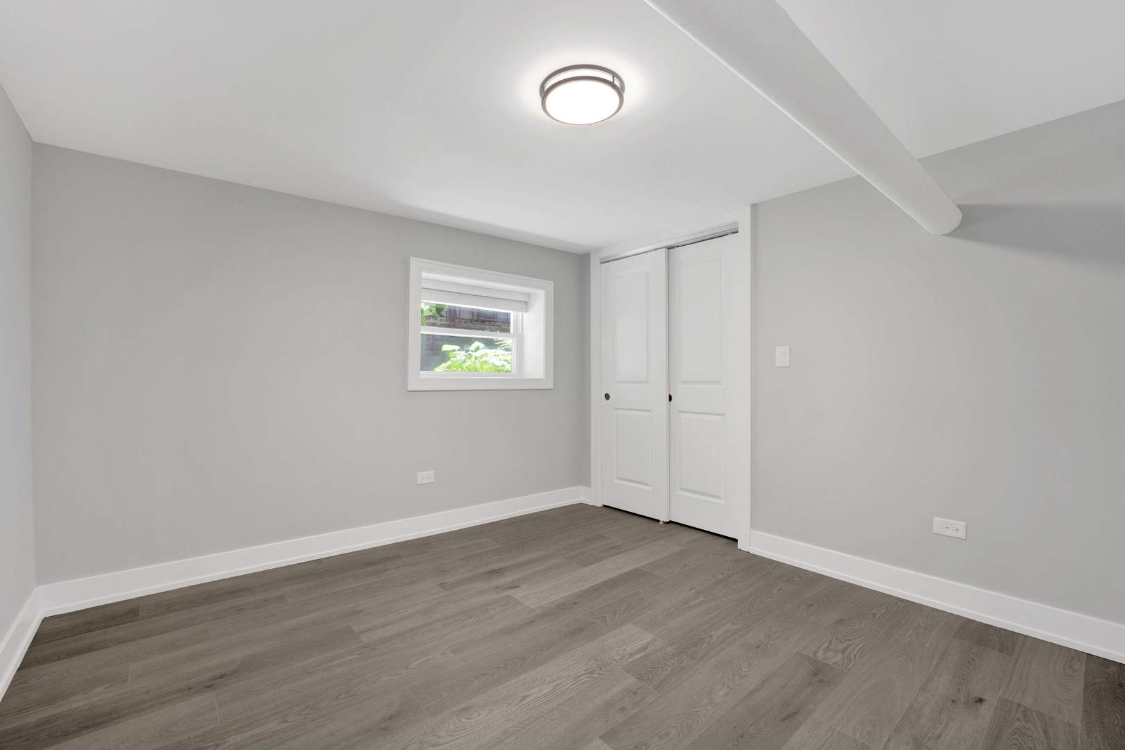 2109 W Eastwood Avenue Unit: G