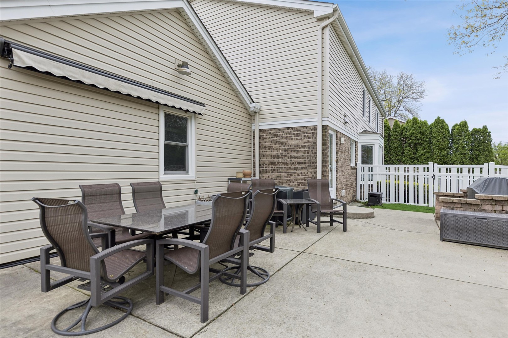 4115 Bristol Court
