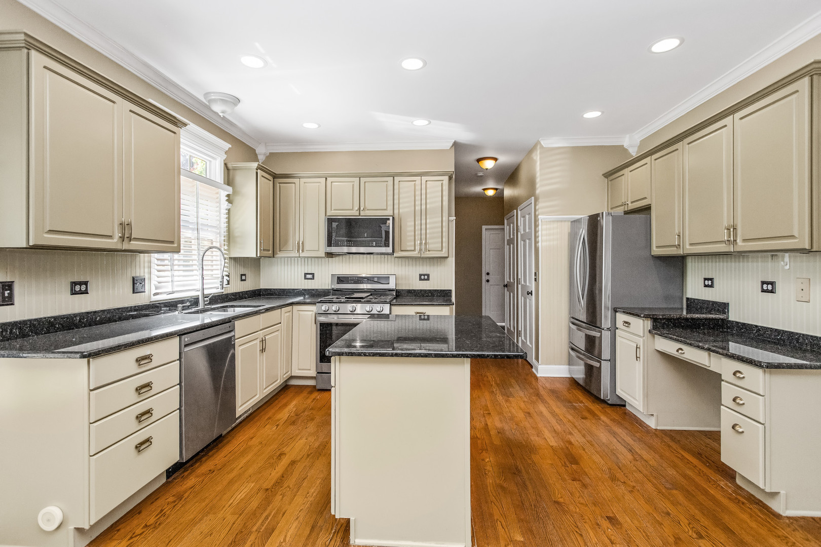 4N475 S Robert Frost Circle