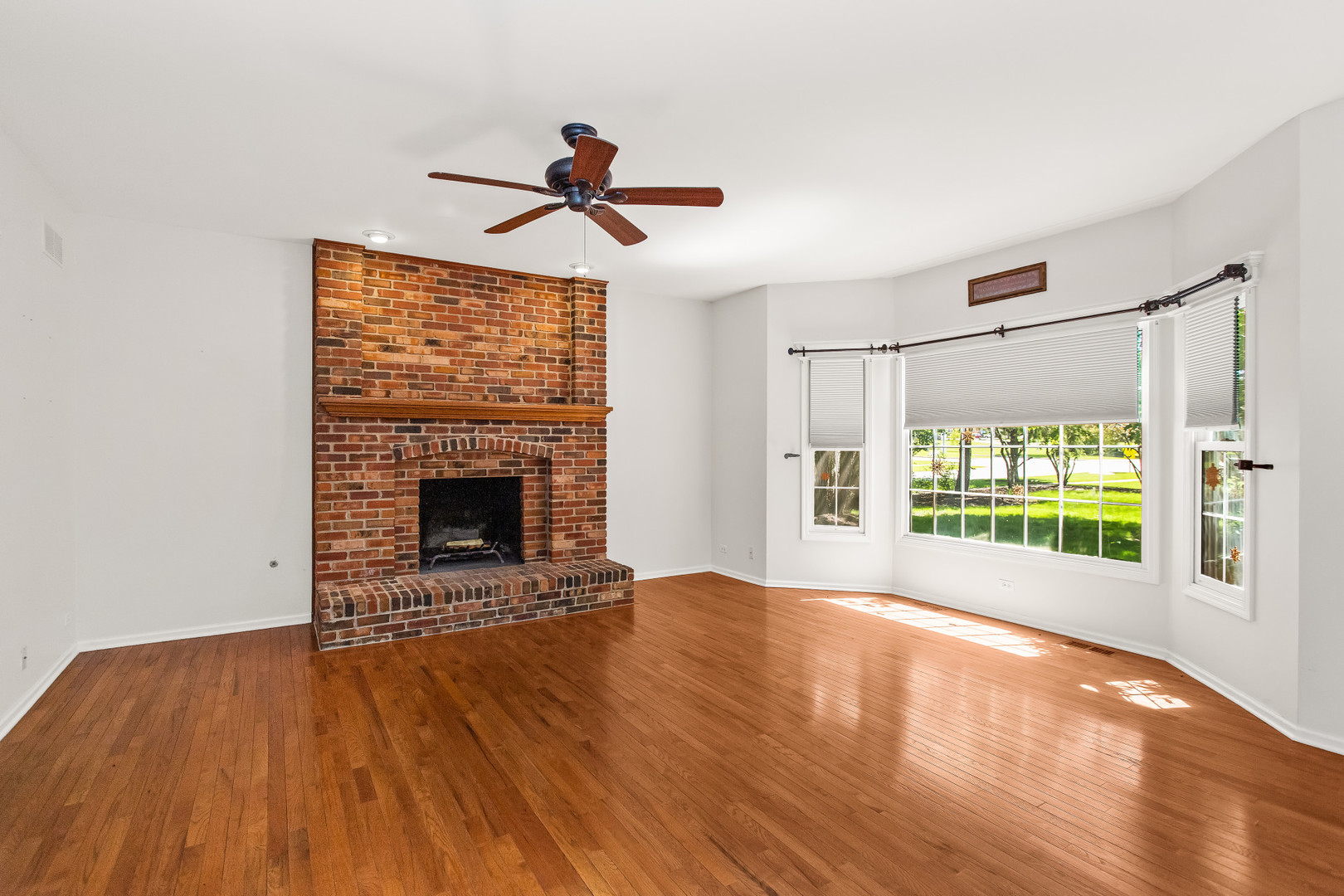 4N475 S Robert Frost Circle