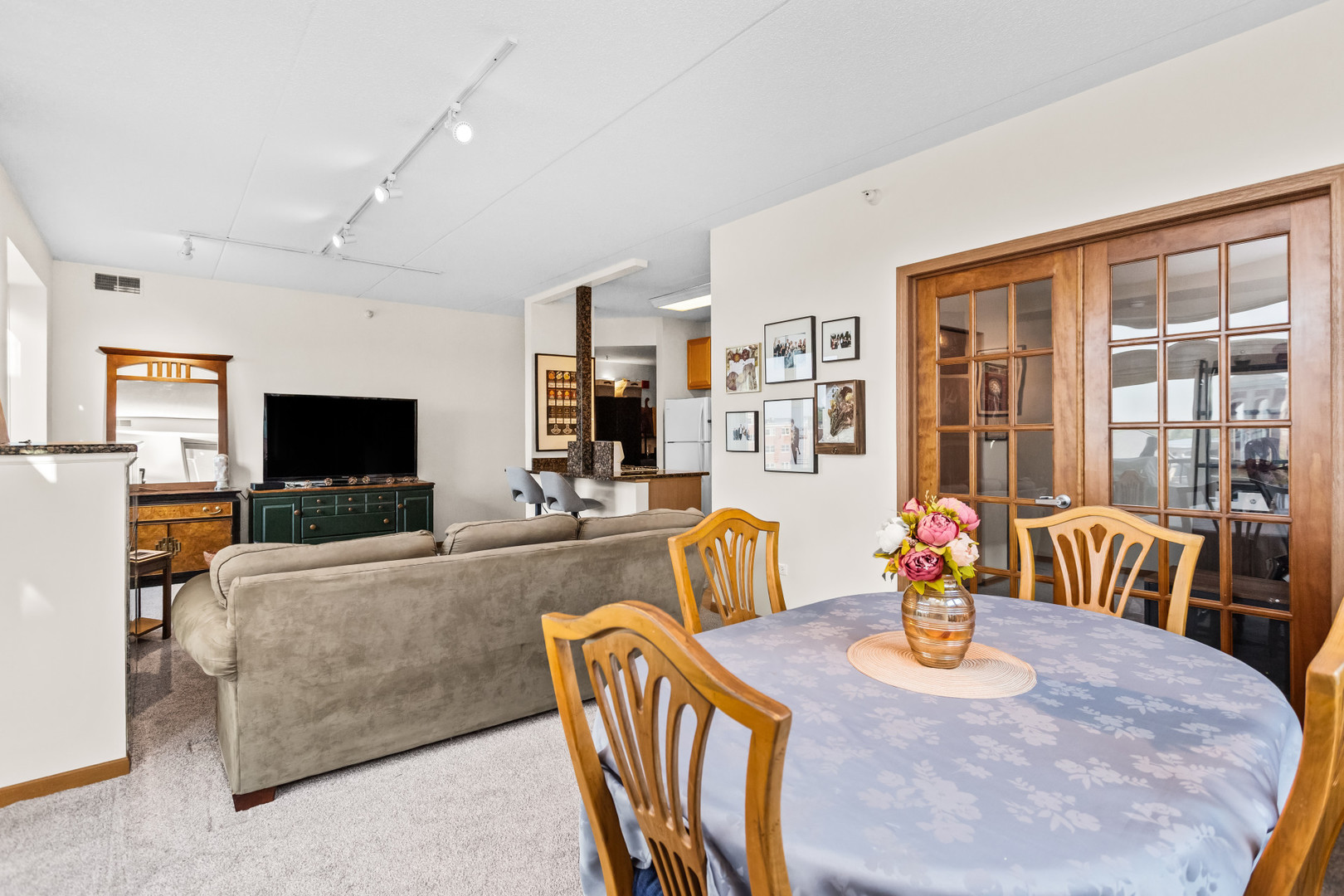 515 Main Street Unit: 401