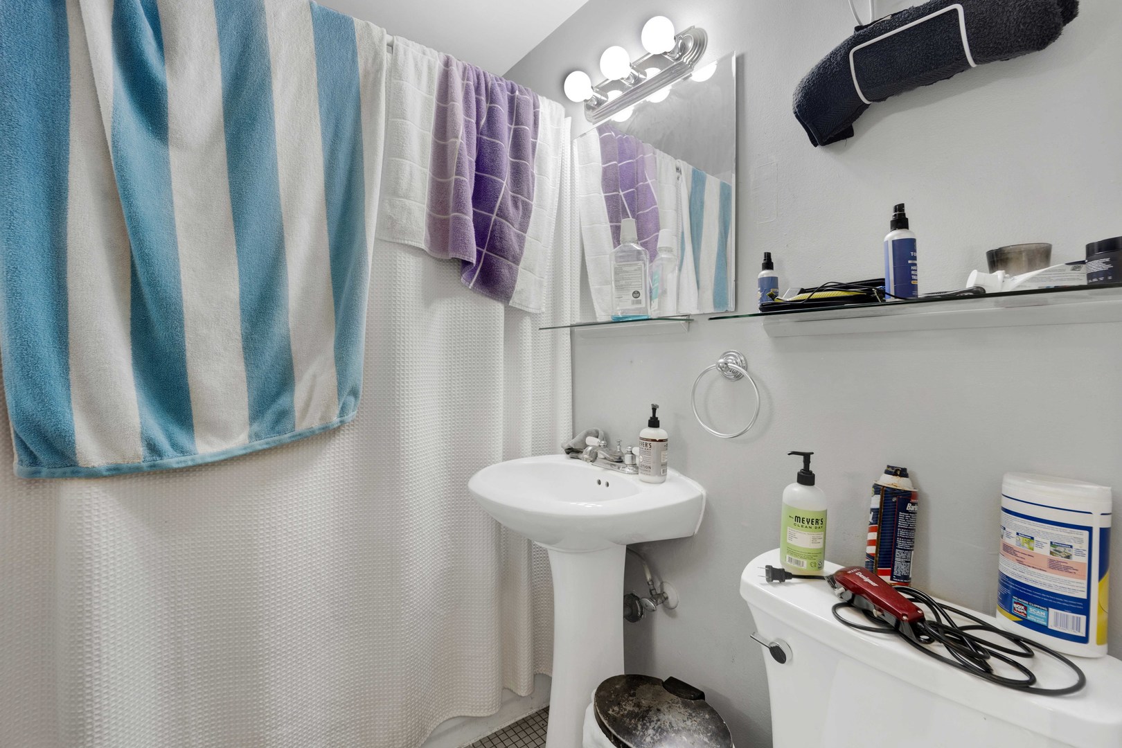235 W Eugenie Street Unit: G6