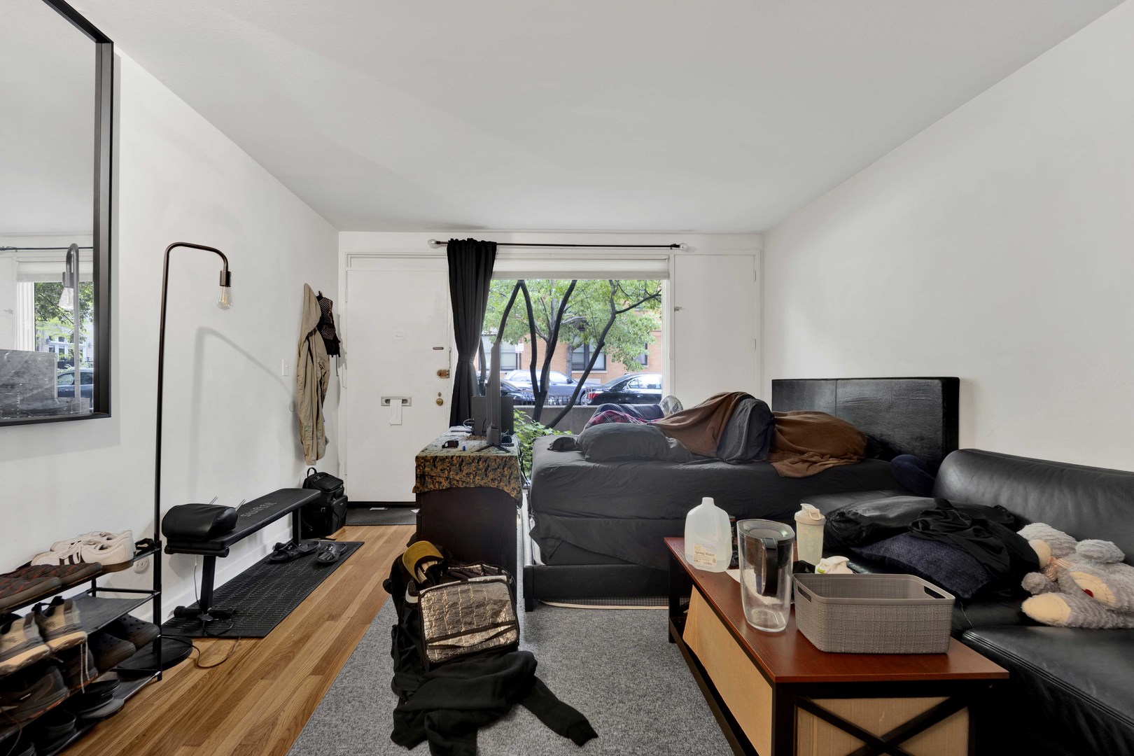235 W Eugenie Street Unit: G6