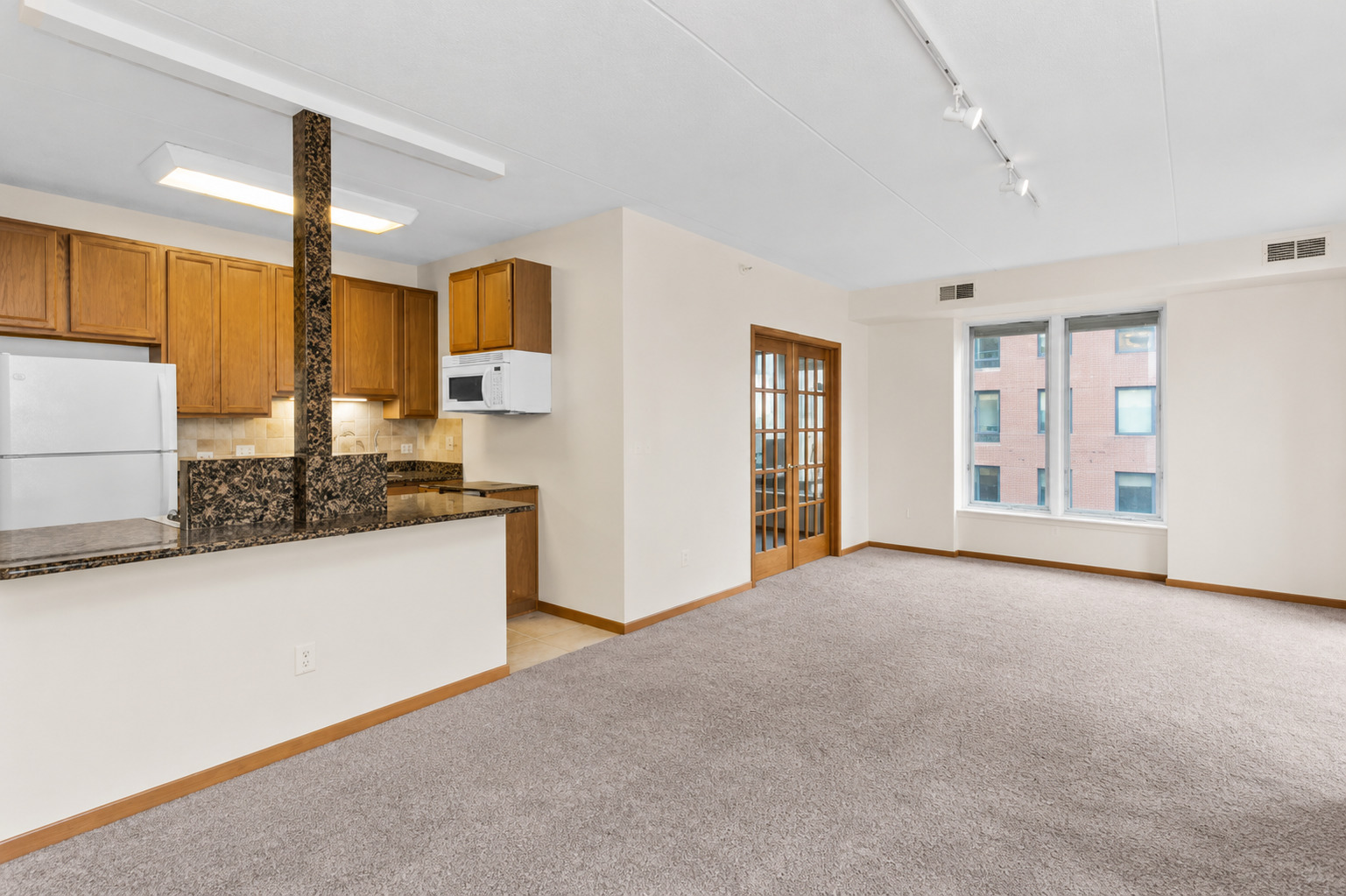 515 Main Street Unit: 401