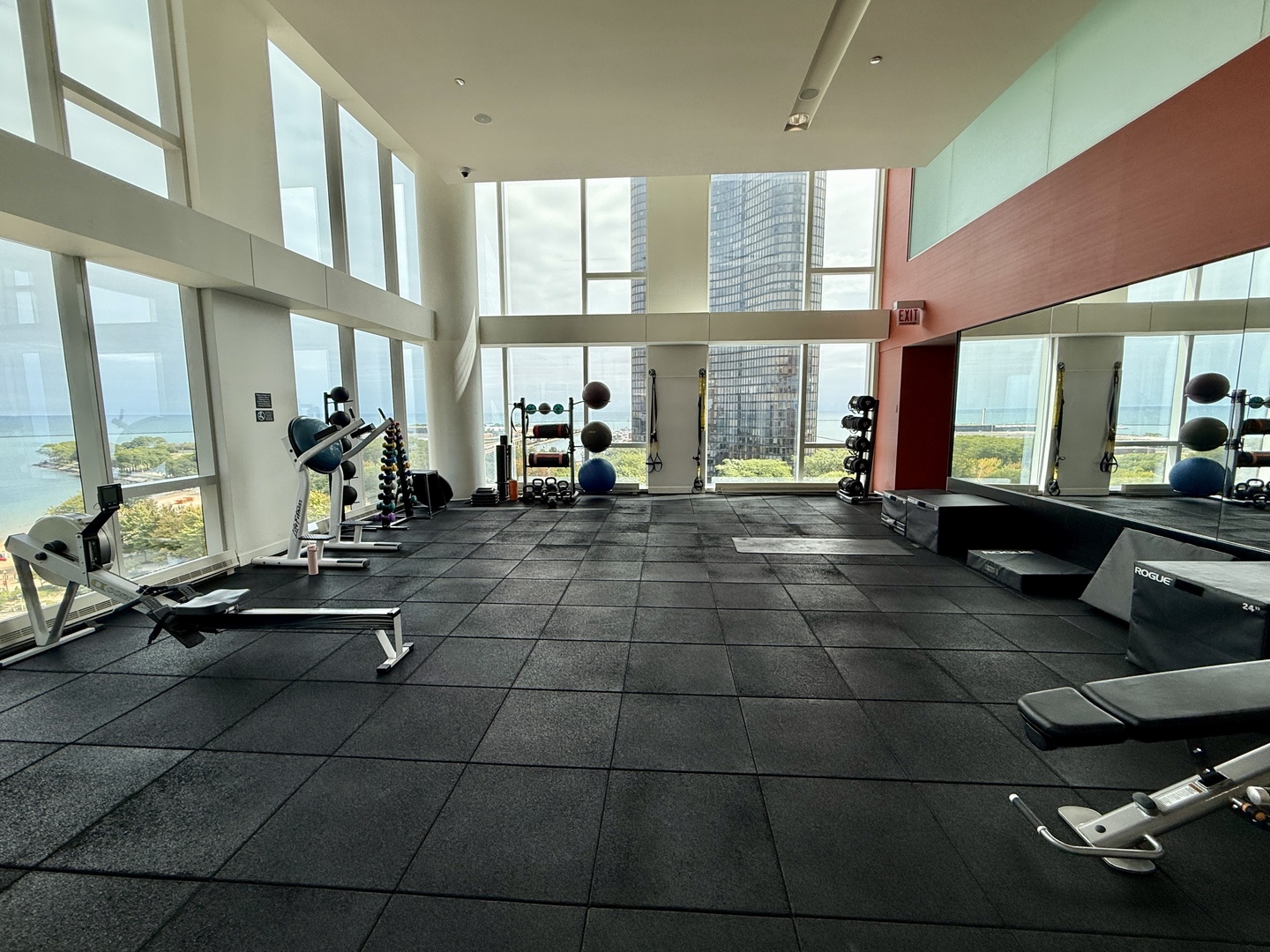 500 N Lake Shore Drive Unit: 1614