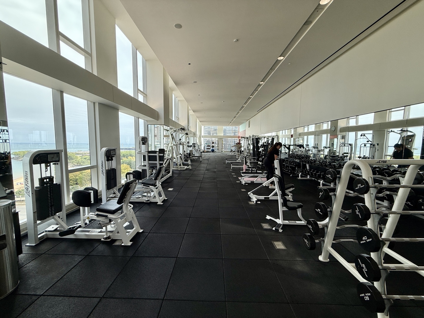 500 N Lake Shore Drive Unit: 1614