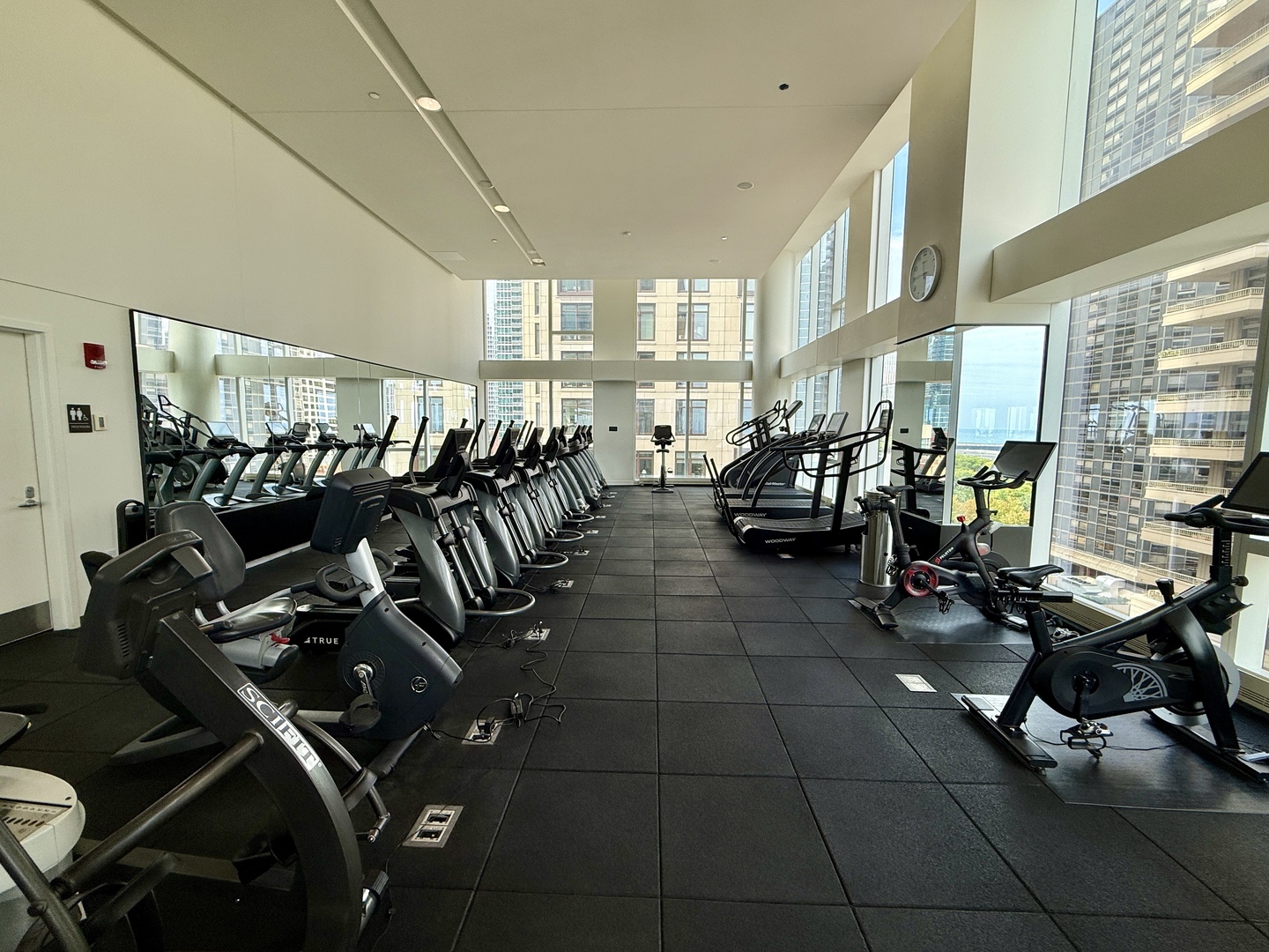 500 N Lake Shore Drive Unit: 1614