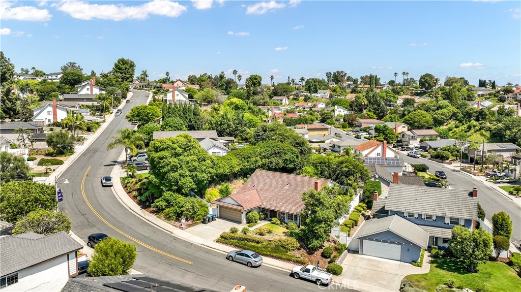 26546 Alicante Drive