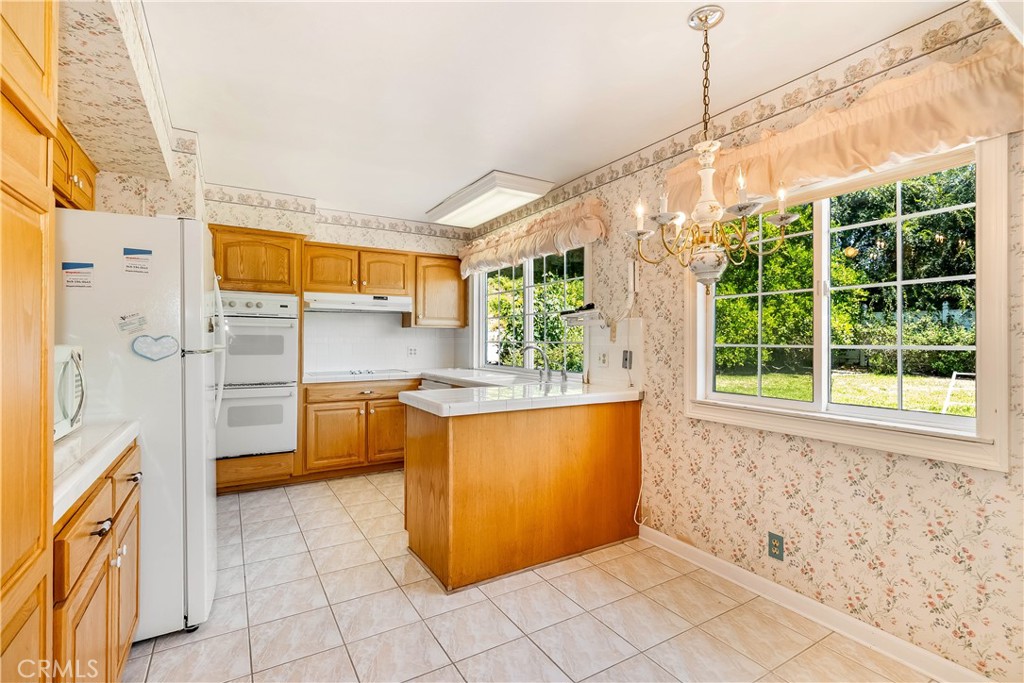 26546 Alicante Drive