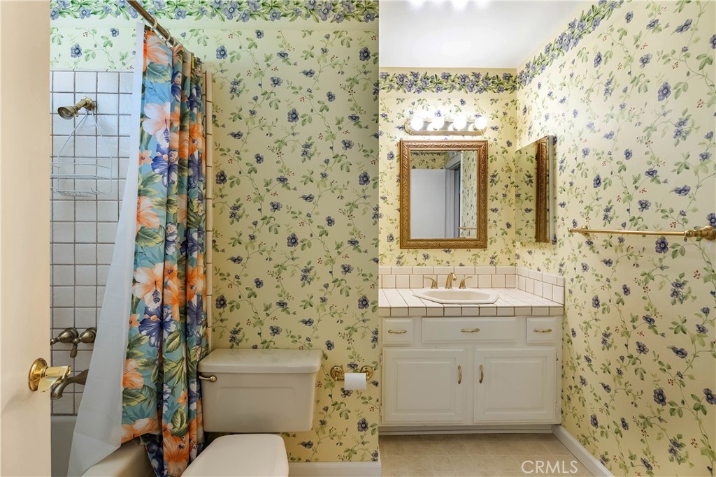 26546 Alicante Drive