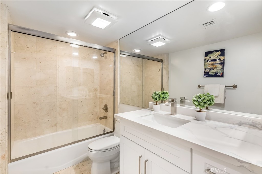 1417 S. Westgate 203