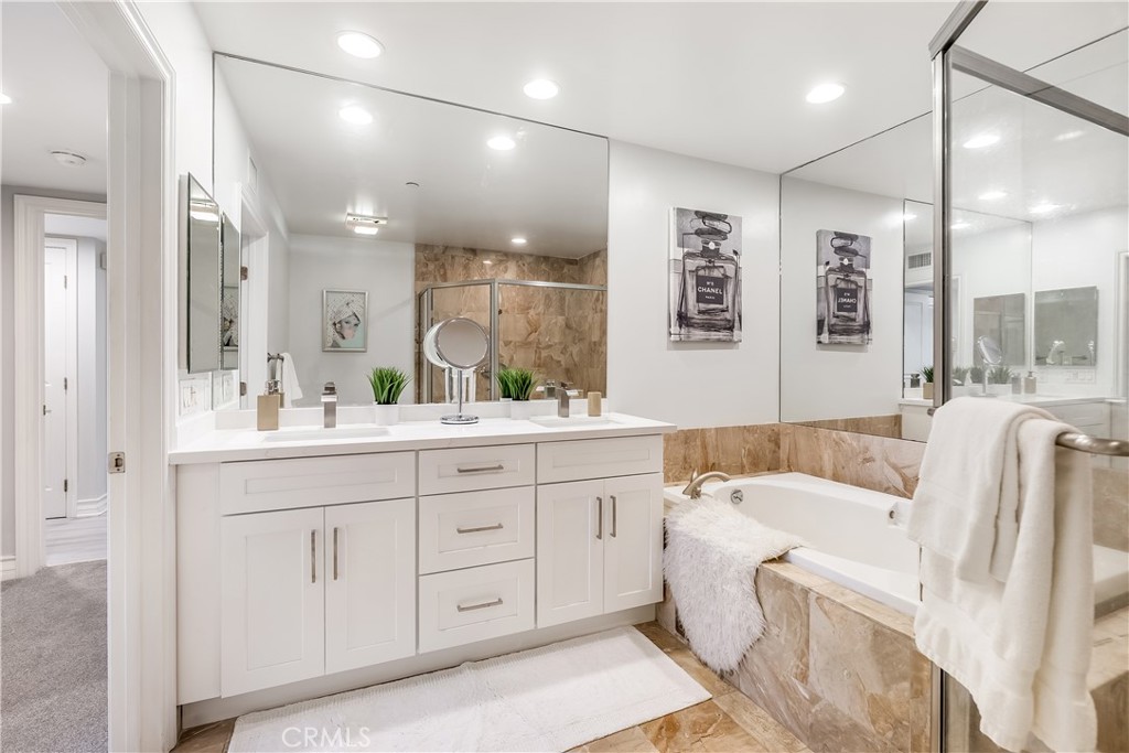 1417 S. Westgate 203