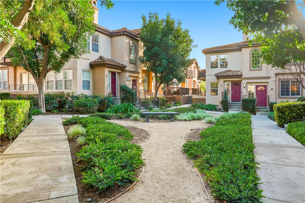 26 Montana del Lago