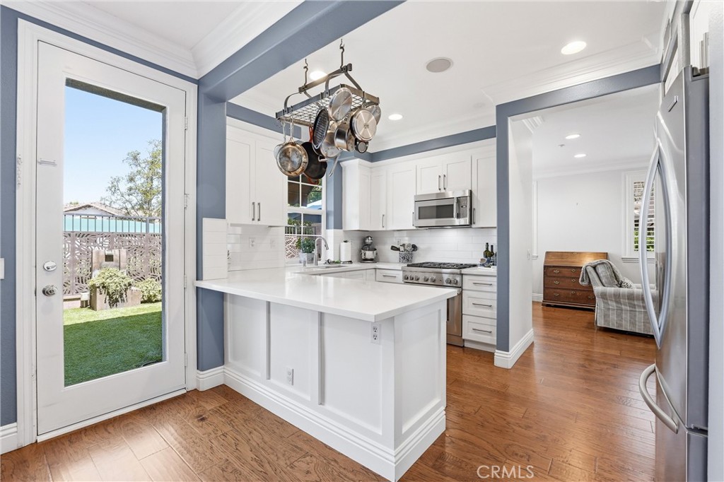 1 Amesbury Court