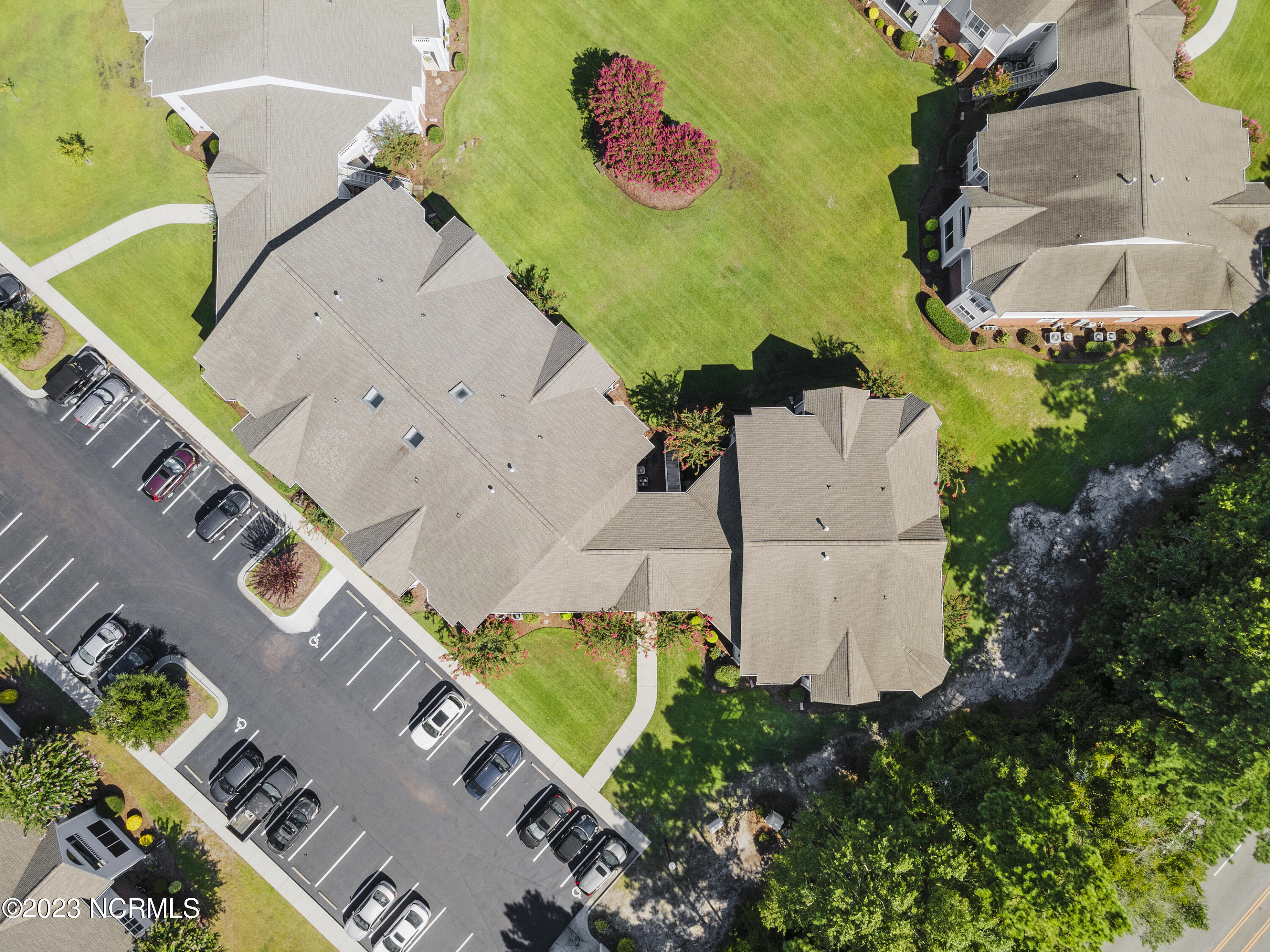 4142 Breezewood Drive, Apt 203