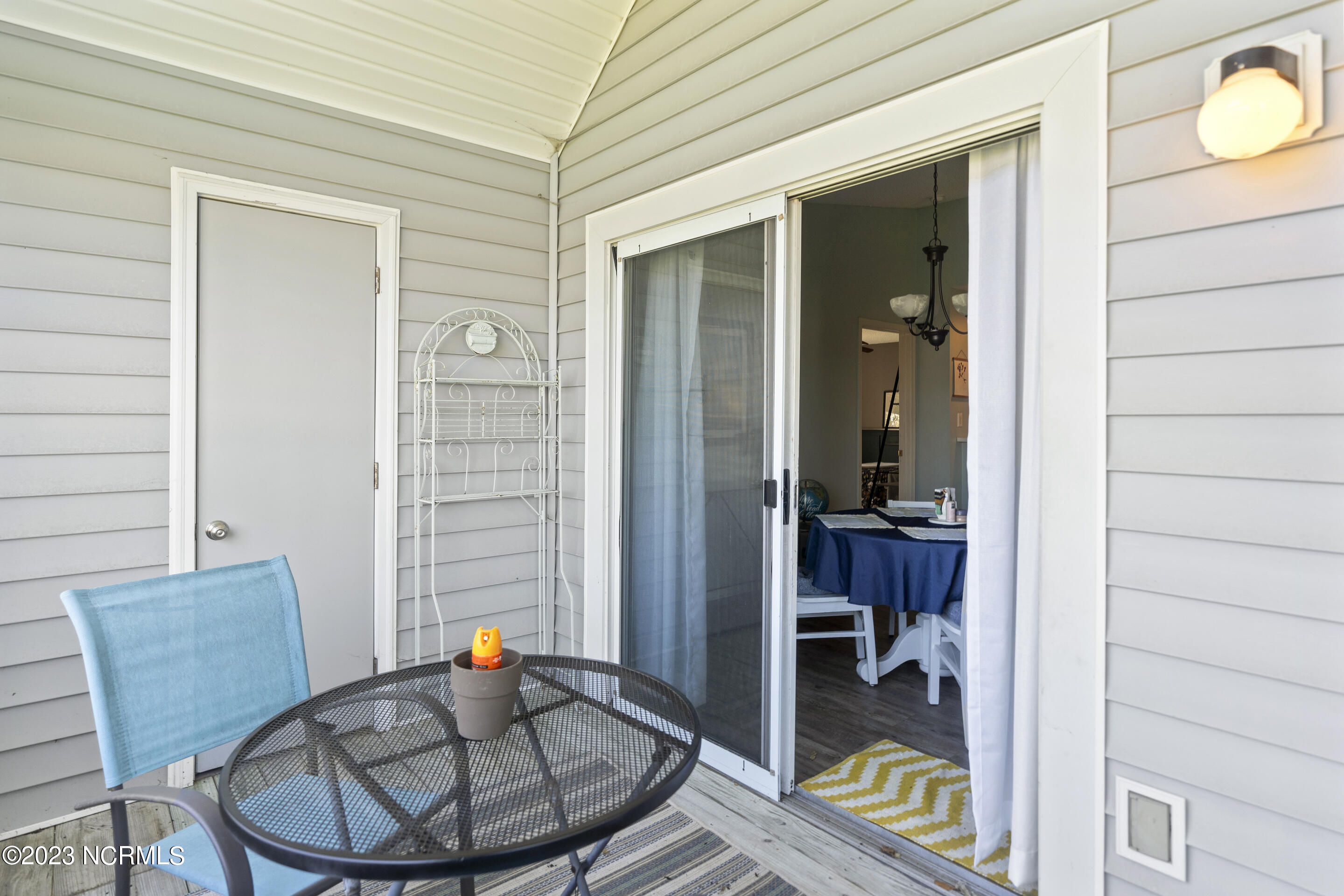 4142 Breezewood Drive, Apt 203