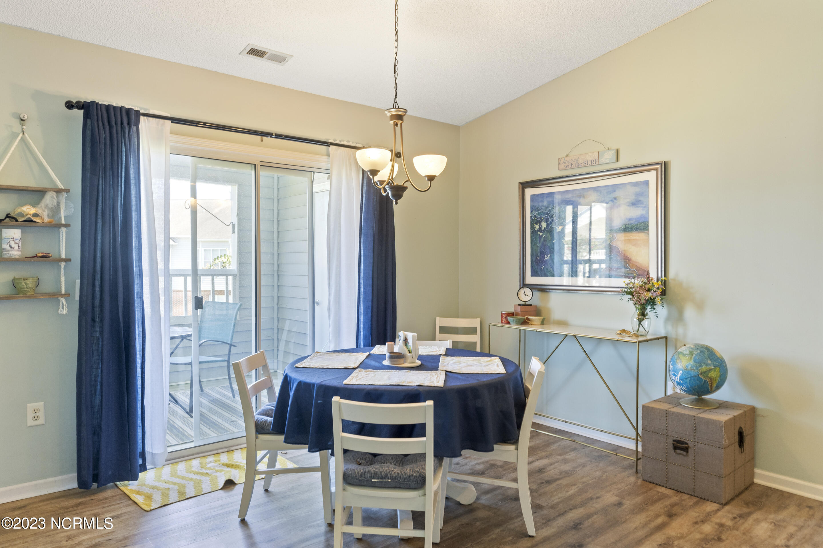 4142 Breezewood Drive, Apt 203