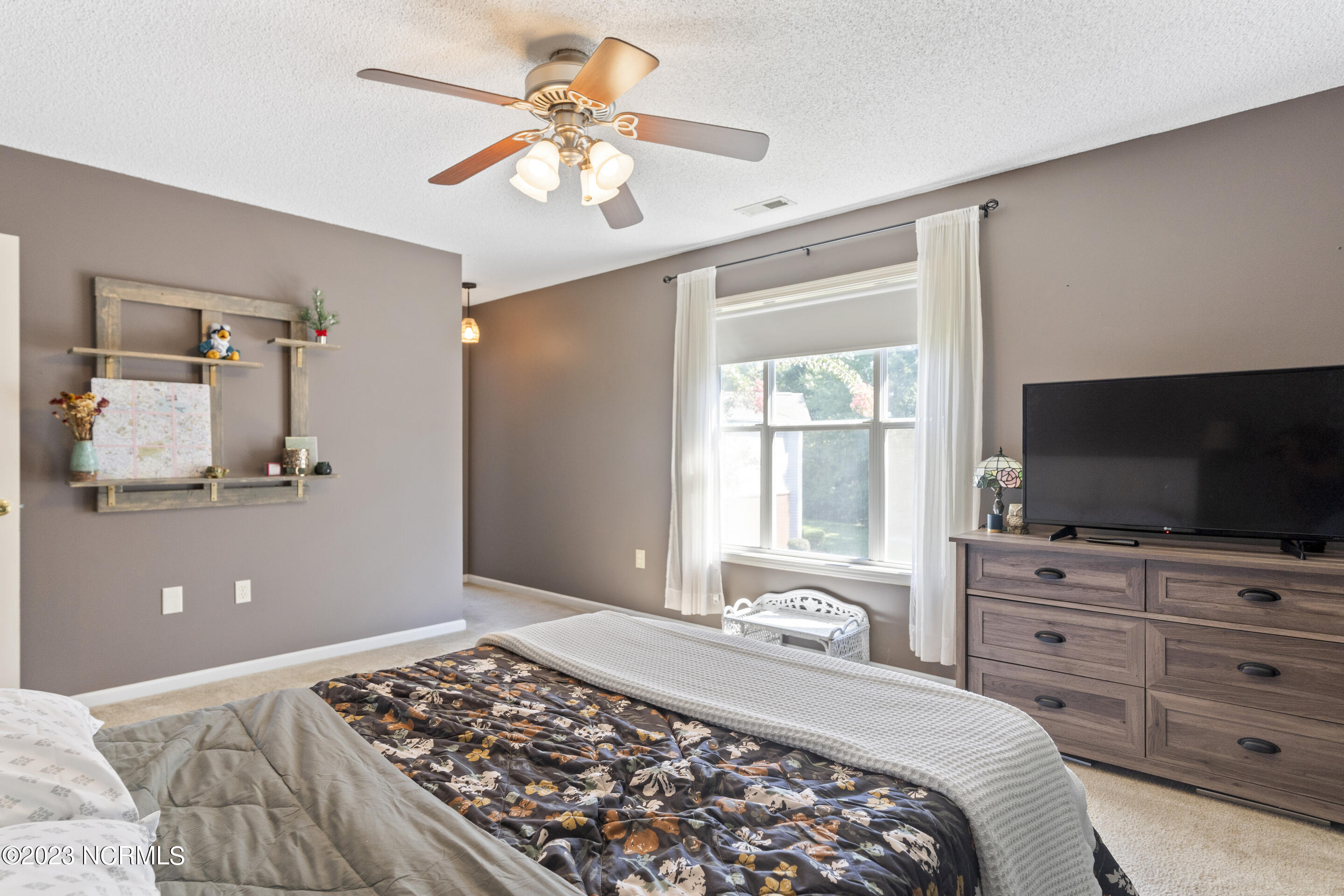 4142 Breezewood Drive, Apt 203