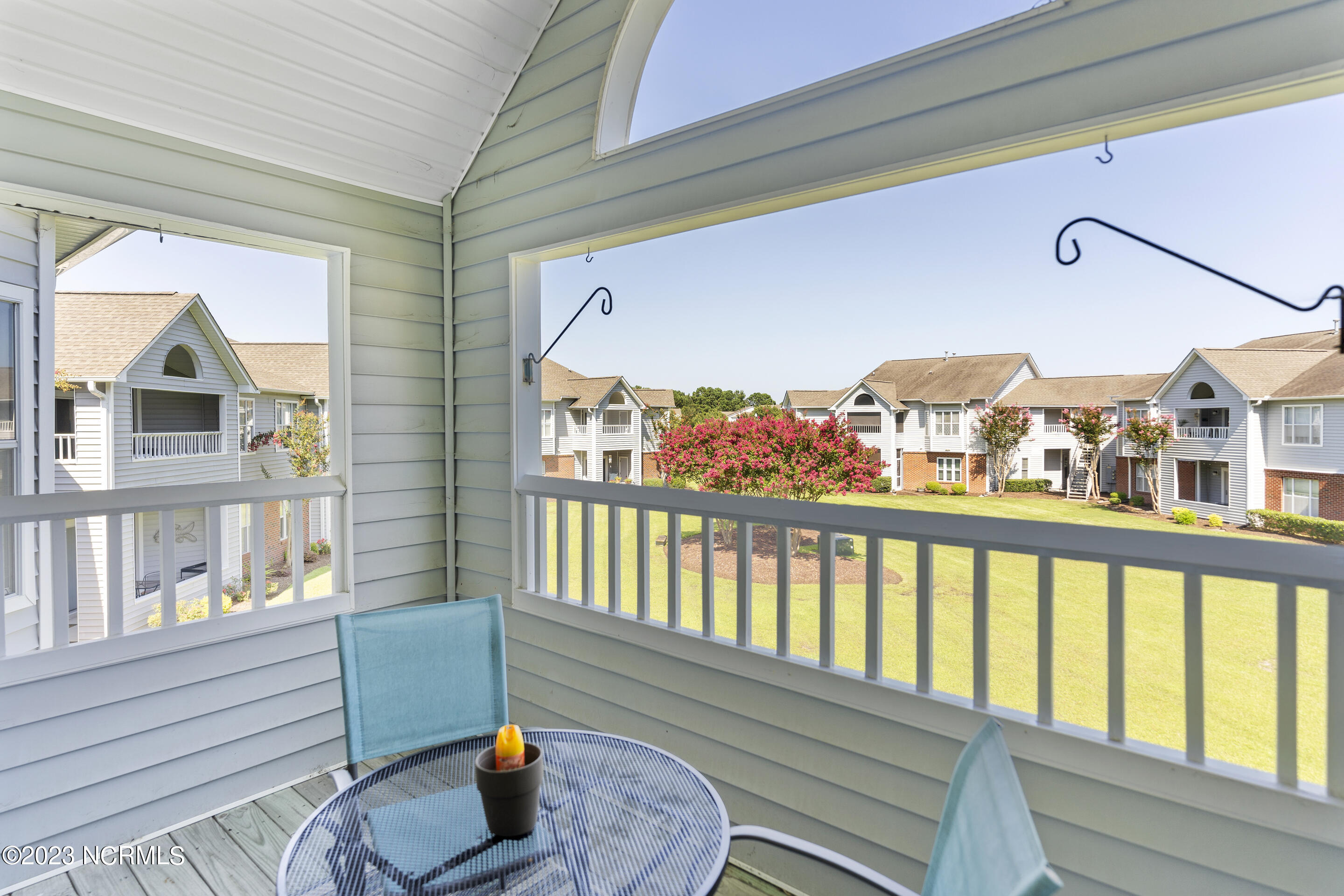 4142 Breezewood Drive, Apt 203