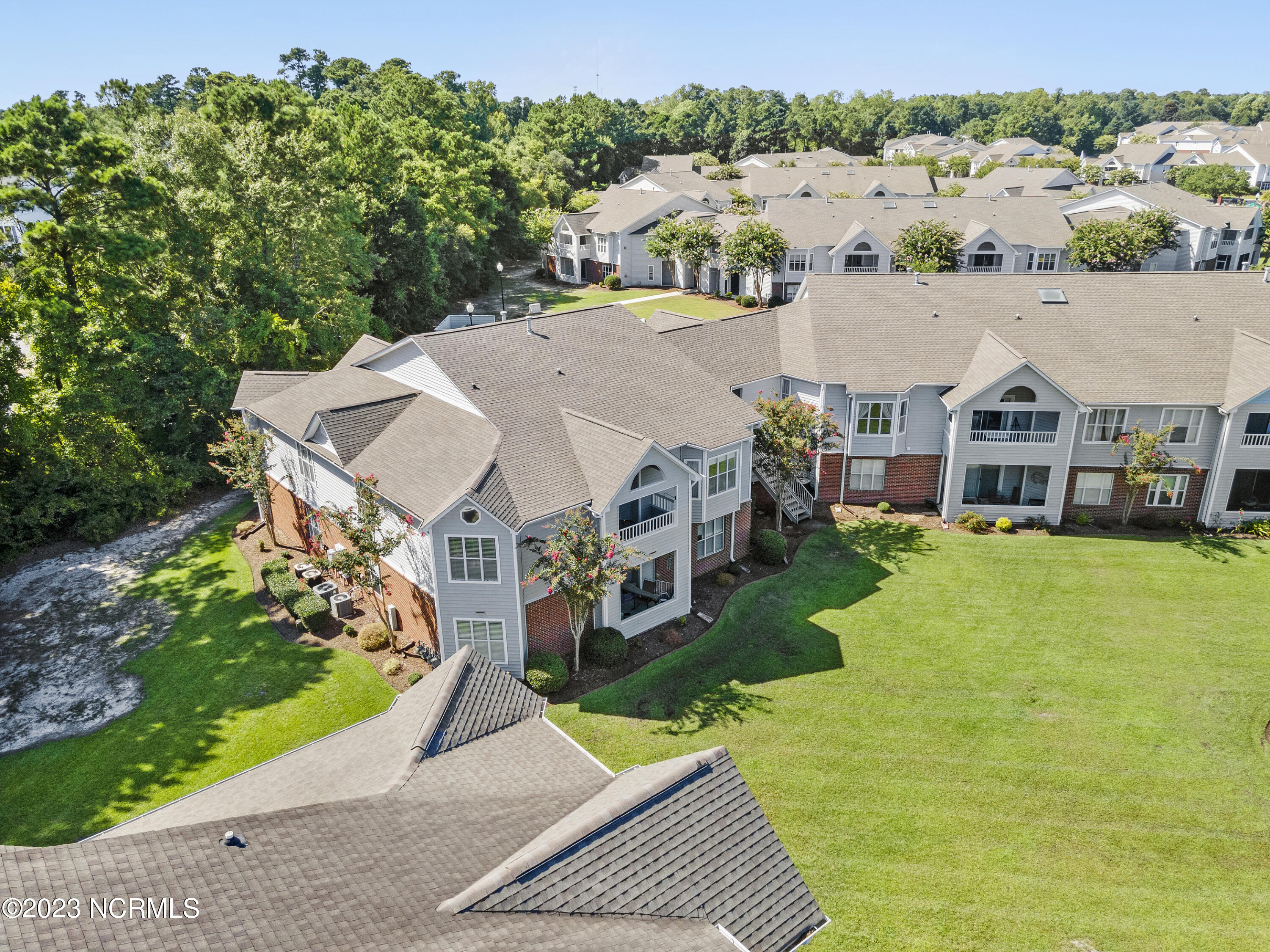 4142 Breezewood Drive, Apt 203