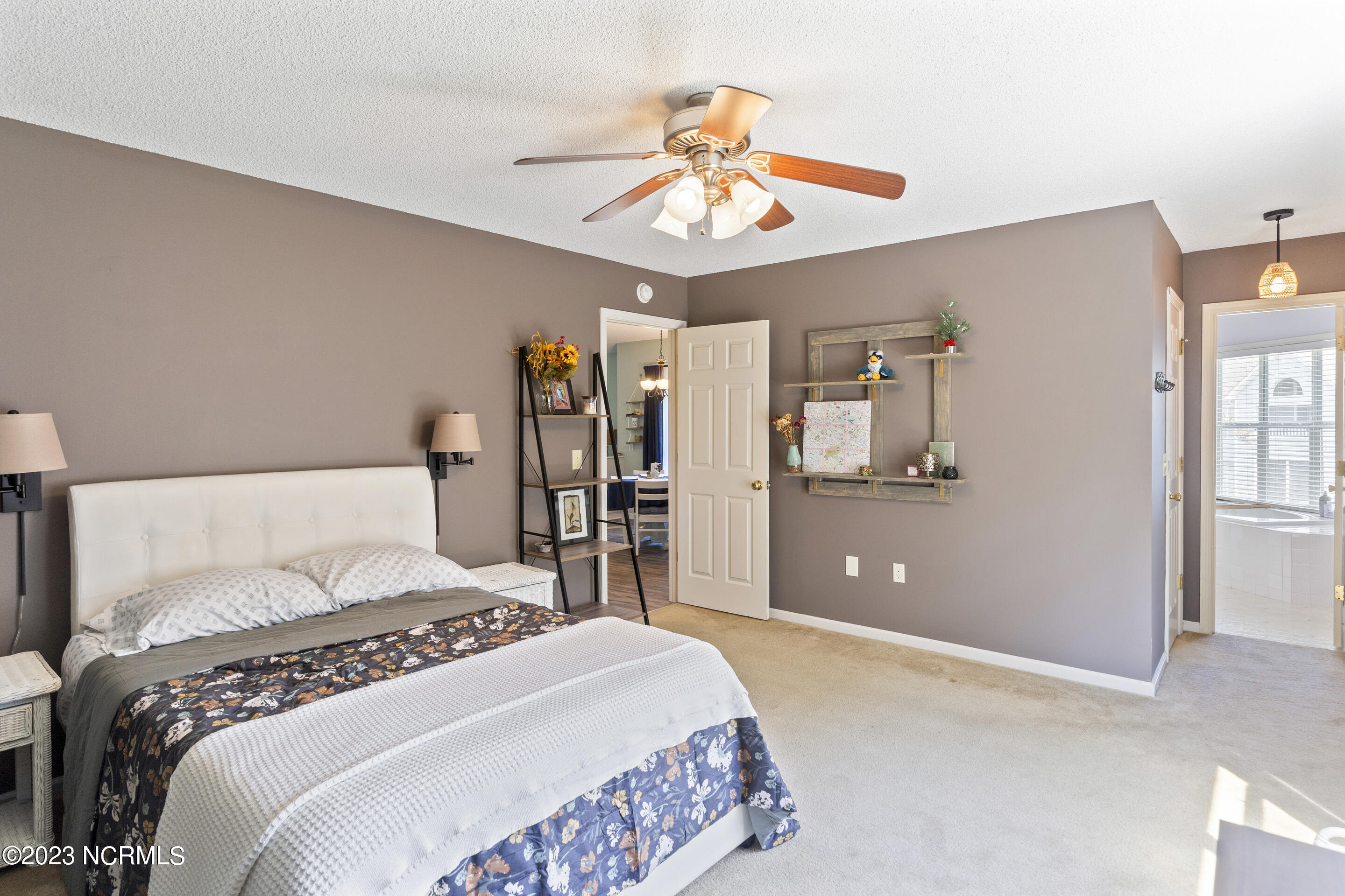 4142 Breezewood Drive, Apt 203