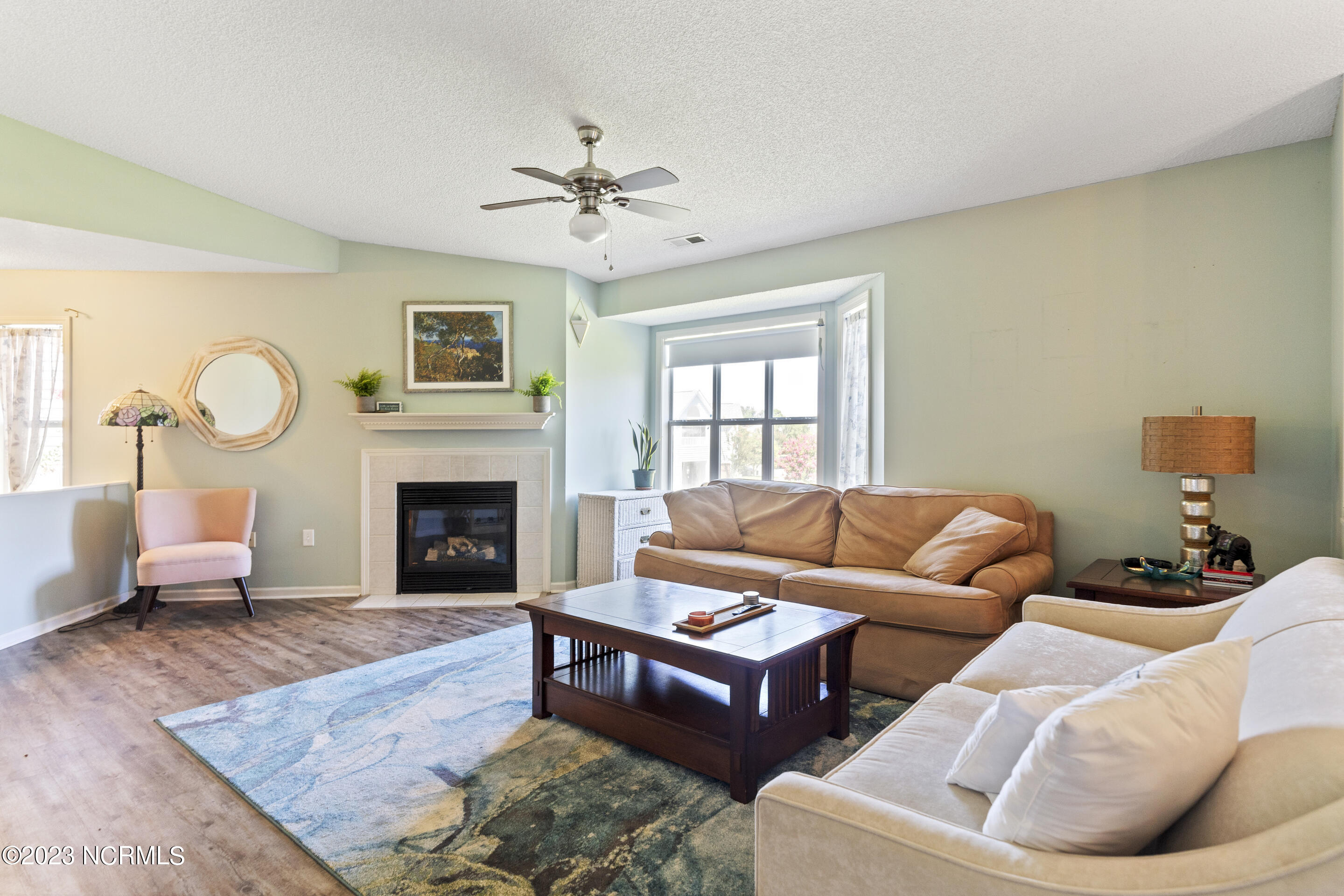 4142 Breezewood Drive, Apt 203