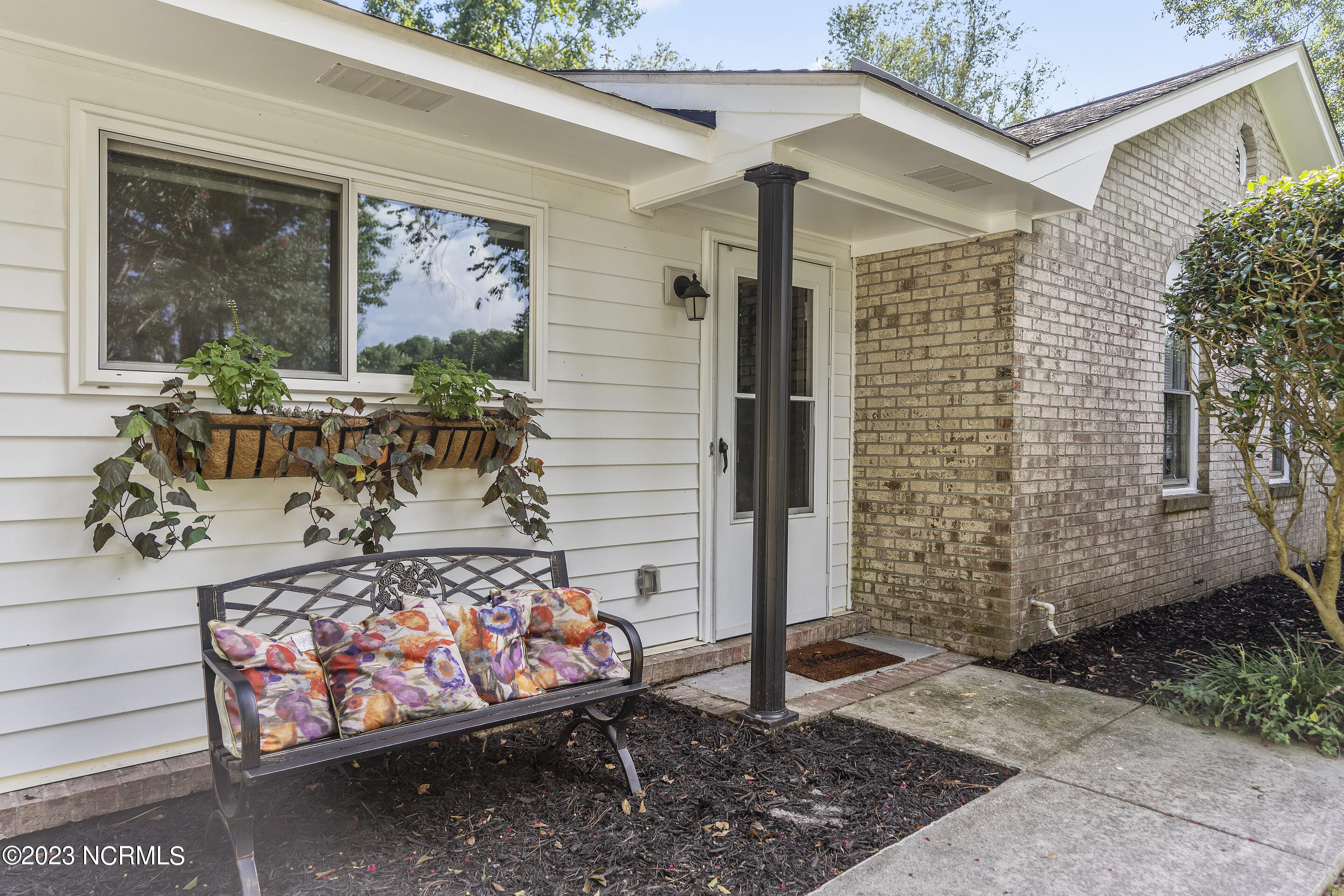 5024 Ferndale Road
