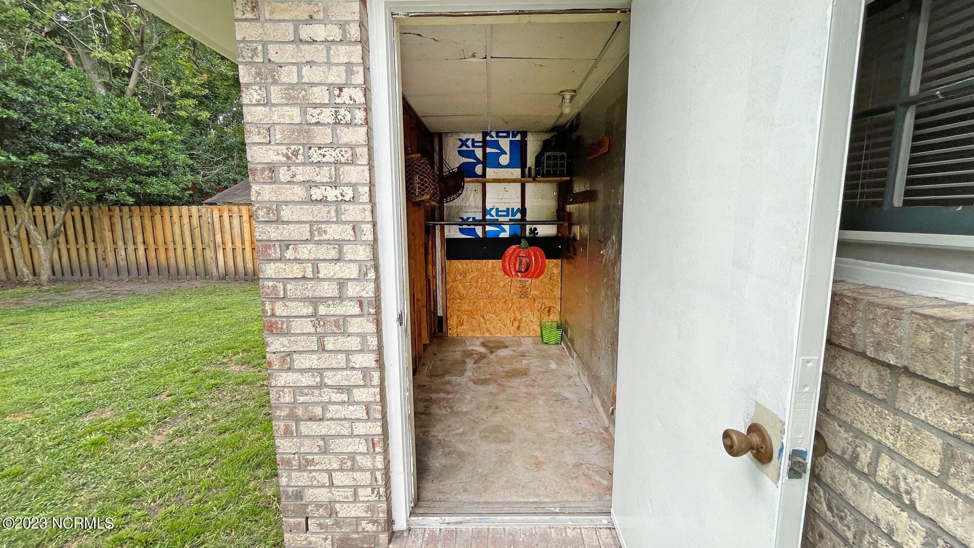 5024 Ferndale Road