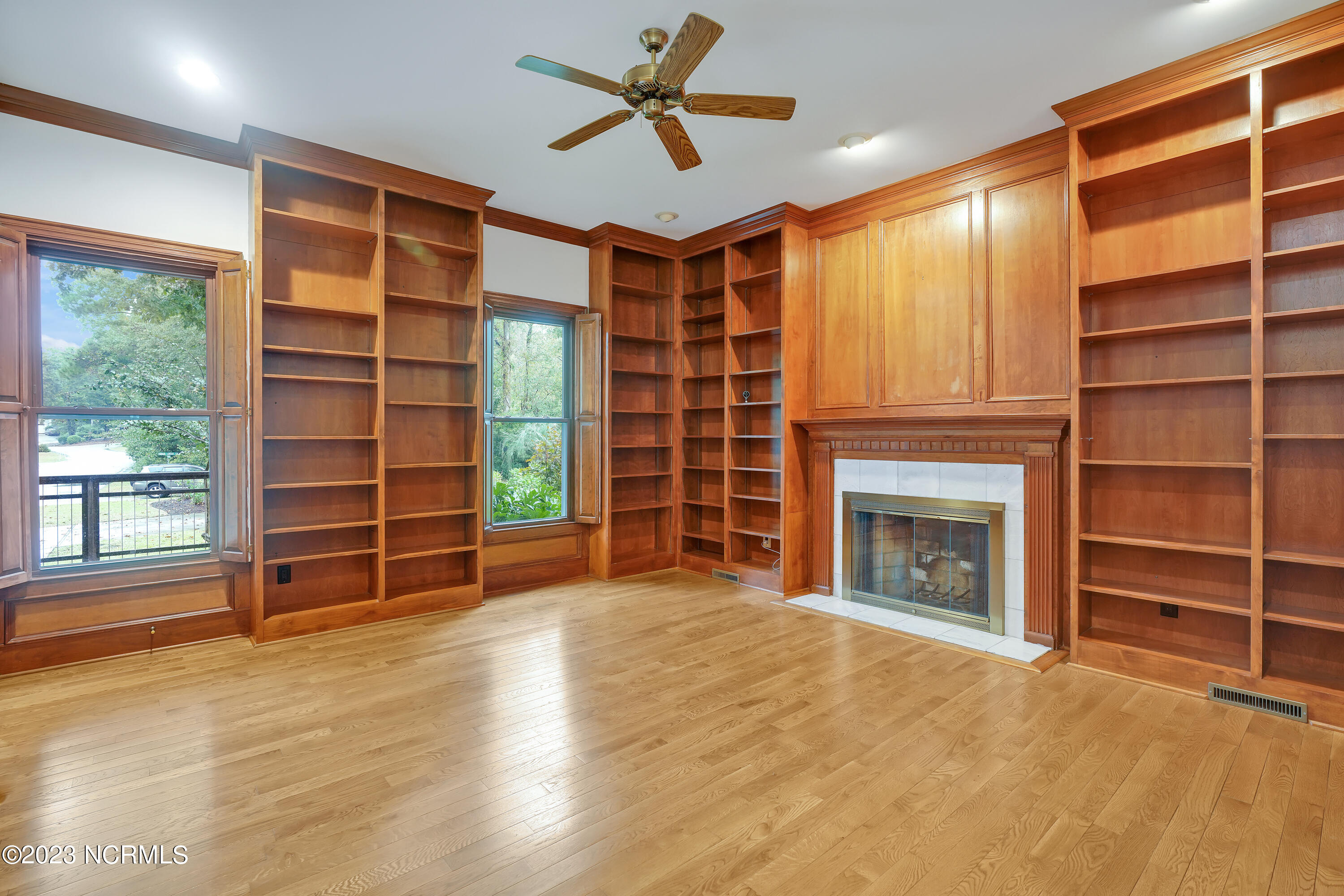 6400 Timber Creek Lane