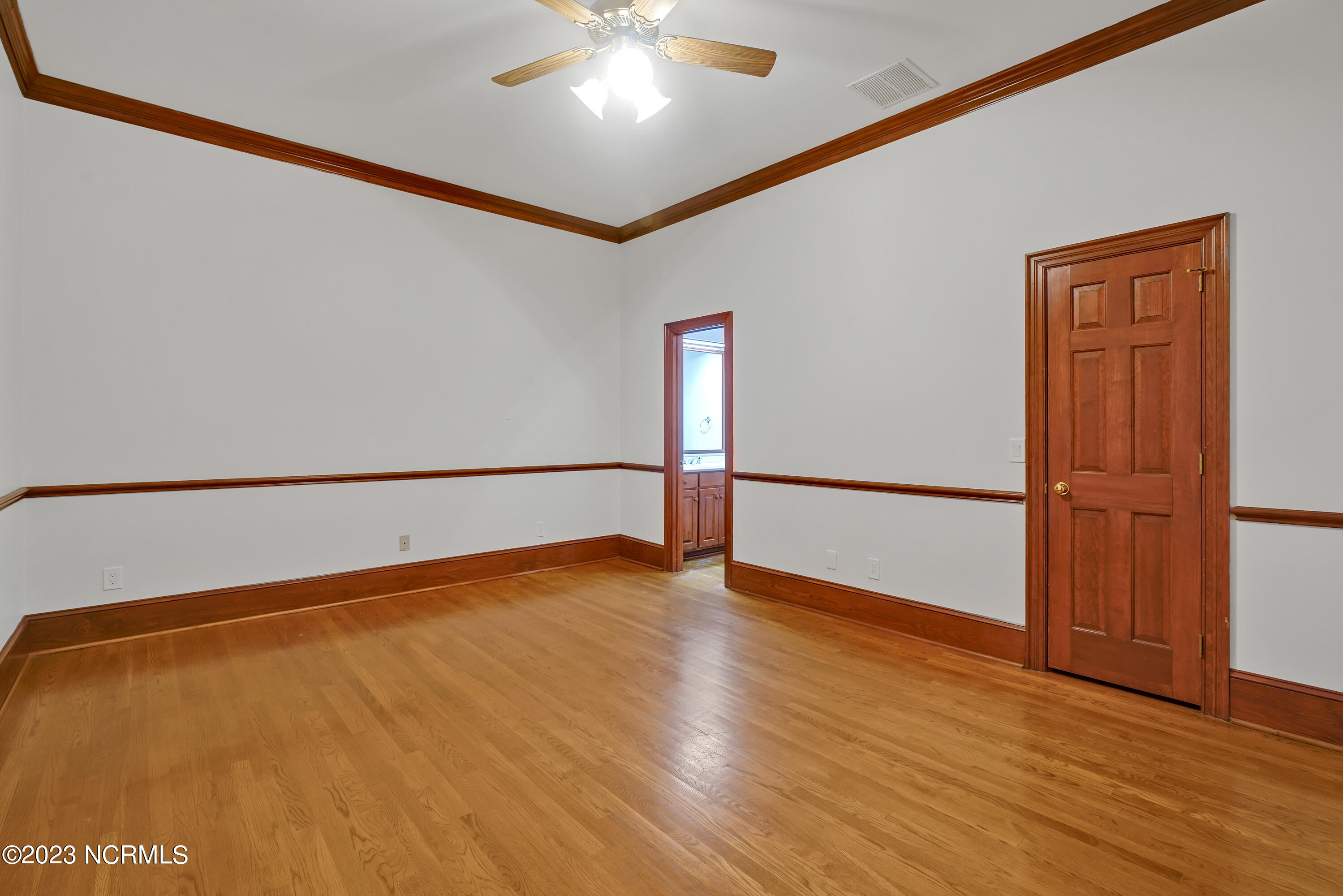 6400 Timber Creek Lane