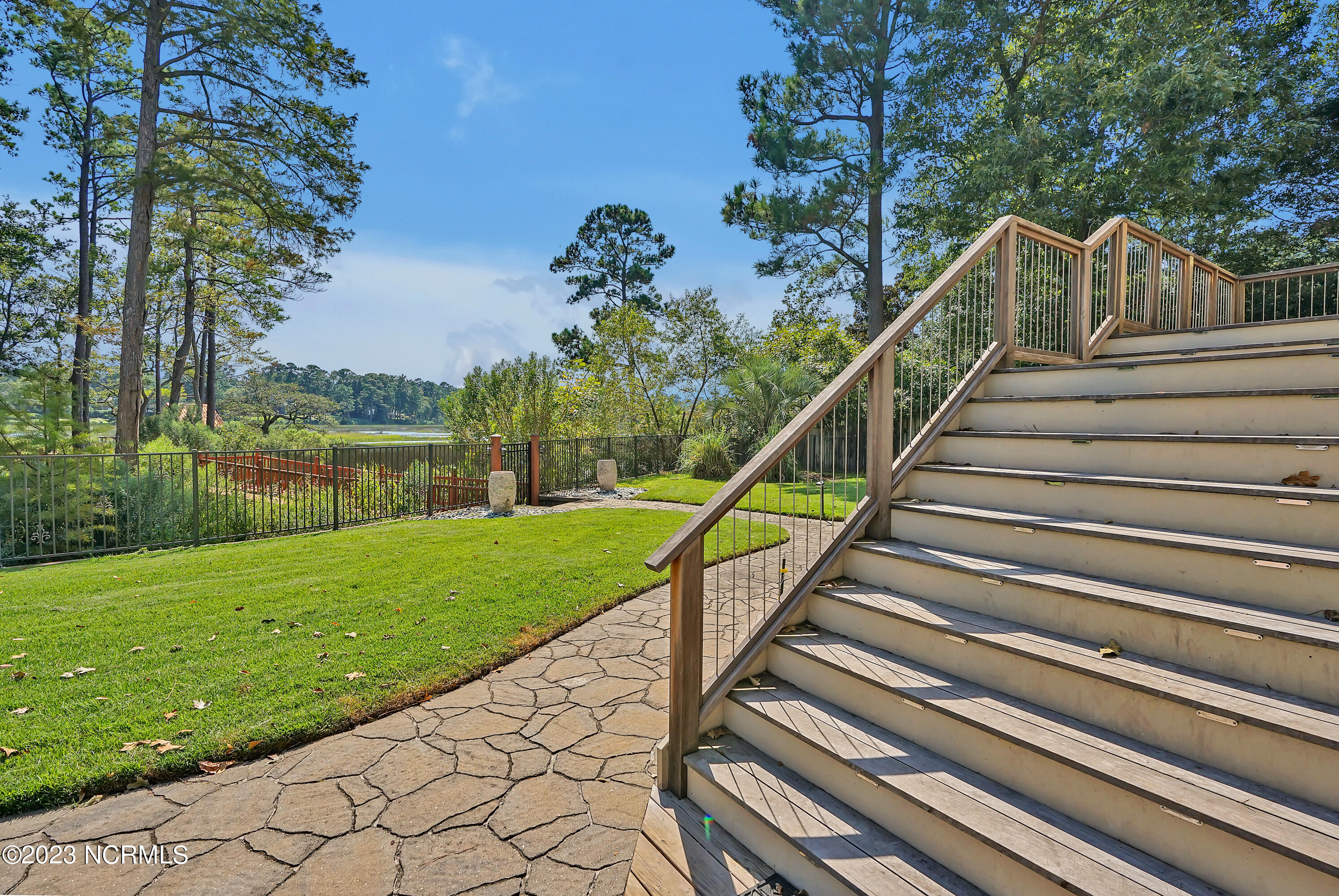 6400 Timber Creek Lane