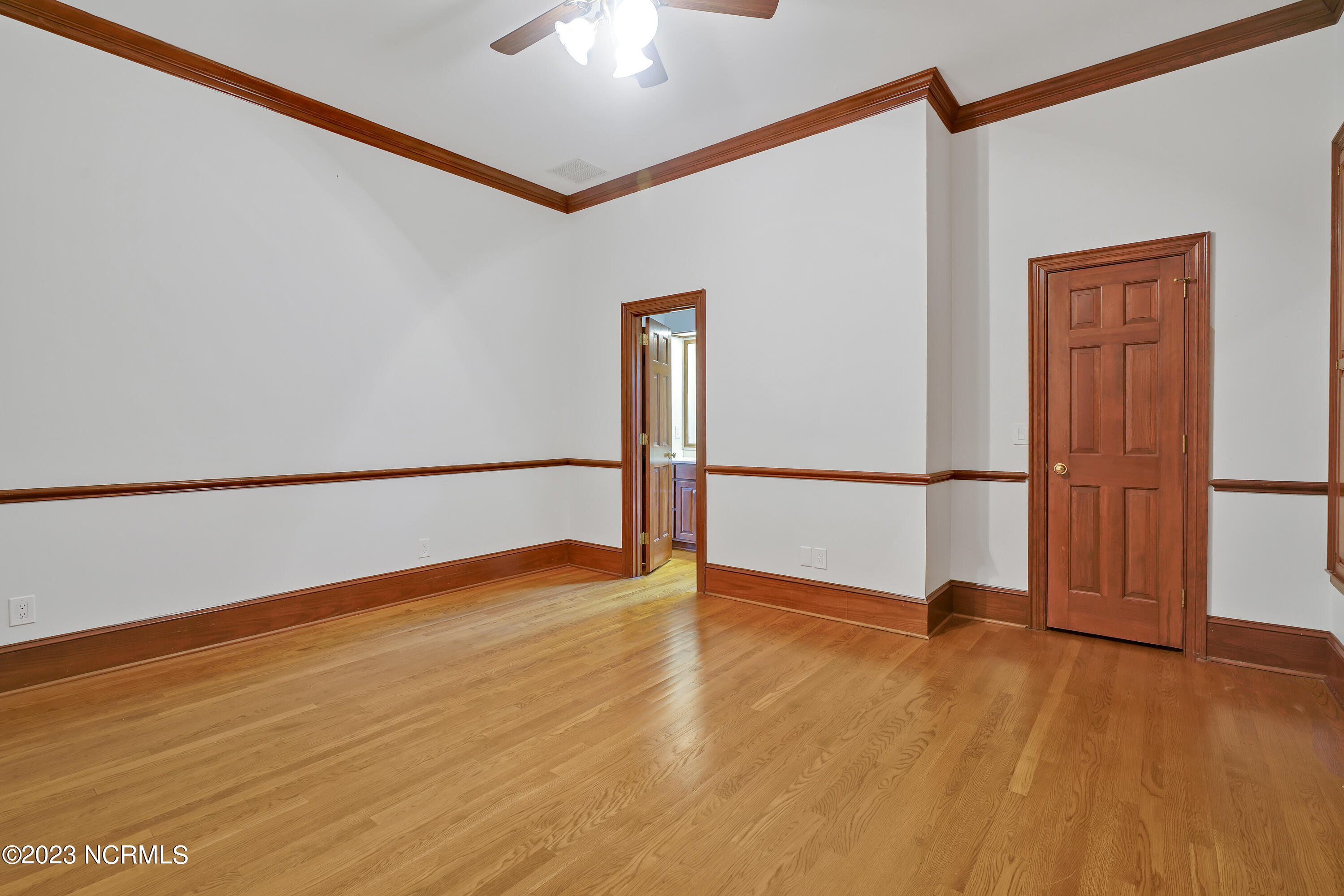 6400 Timber Creek Lane