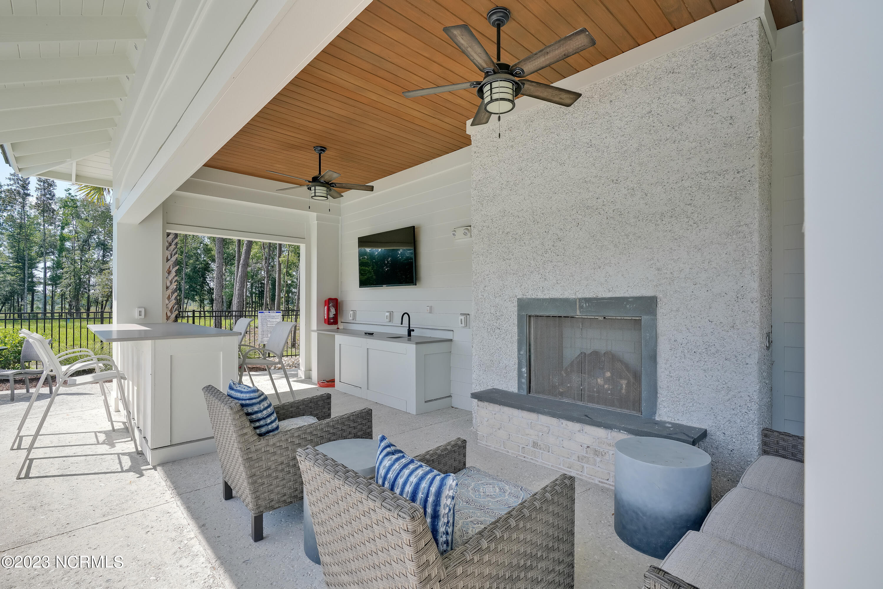 1748 Herons View Drive