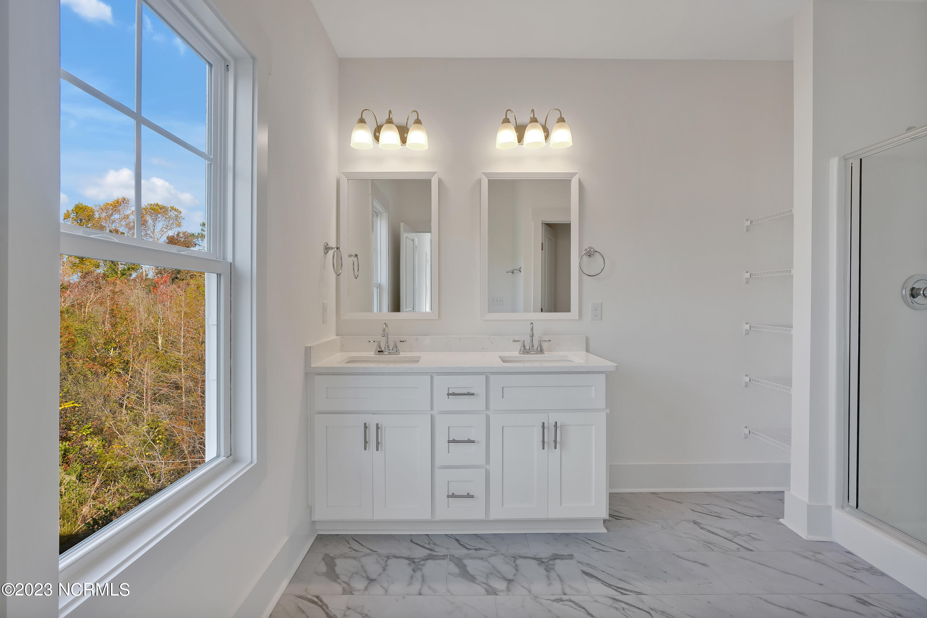 9460 Cottonwood Lane