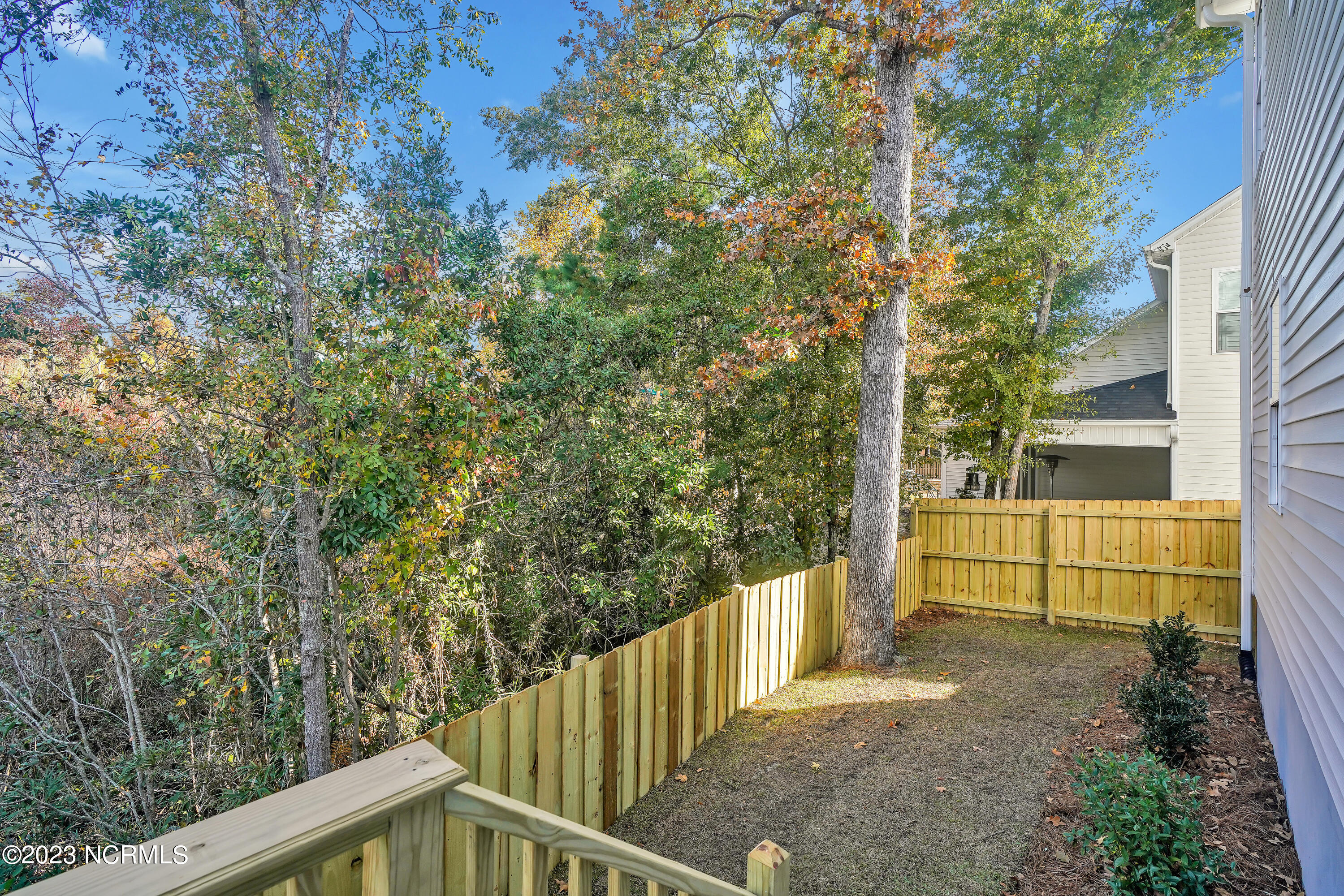 9460 Cottonwood Lane