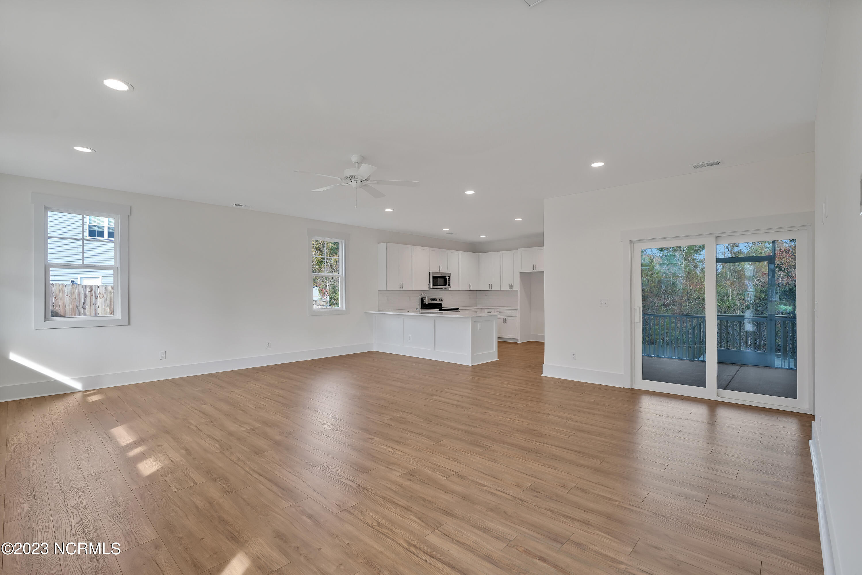 9460 Cottonwood Lane