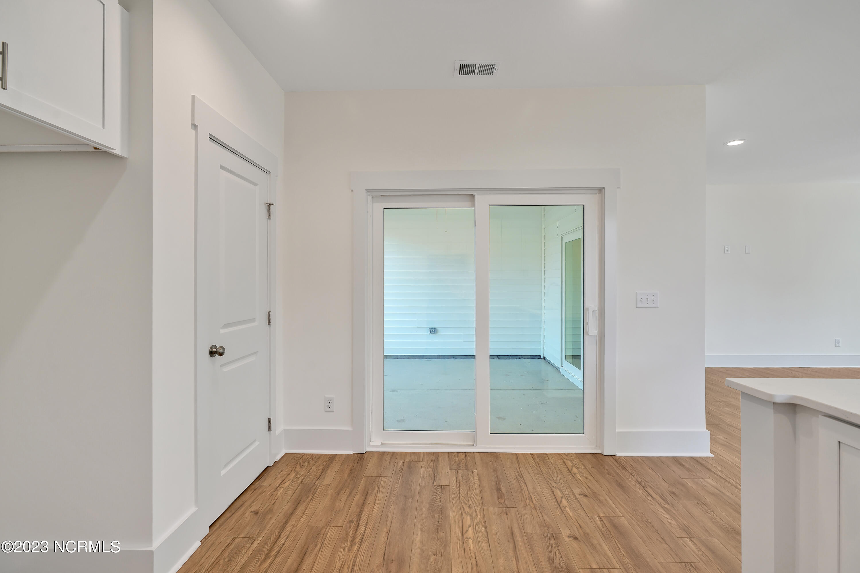 9460 Cottonwood Lane